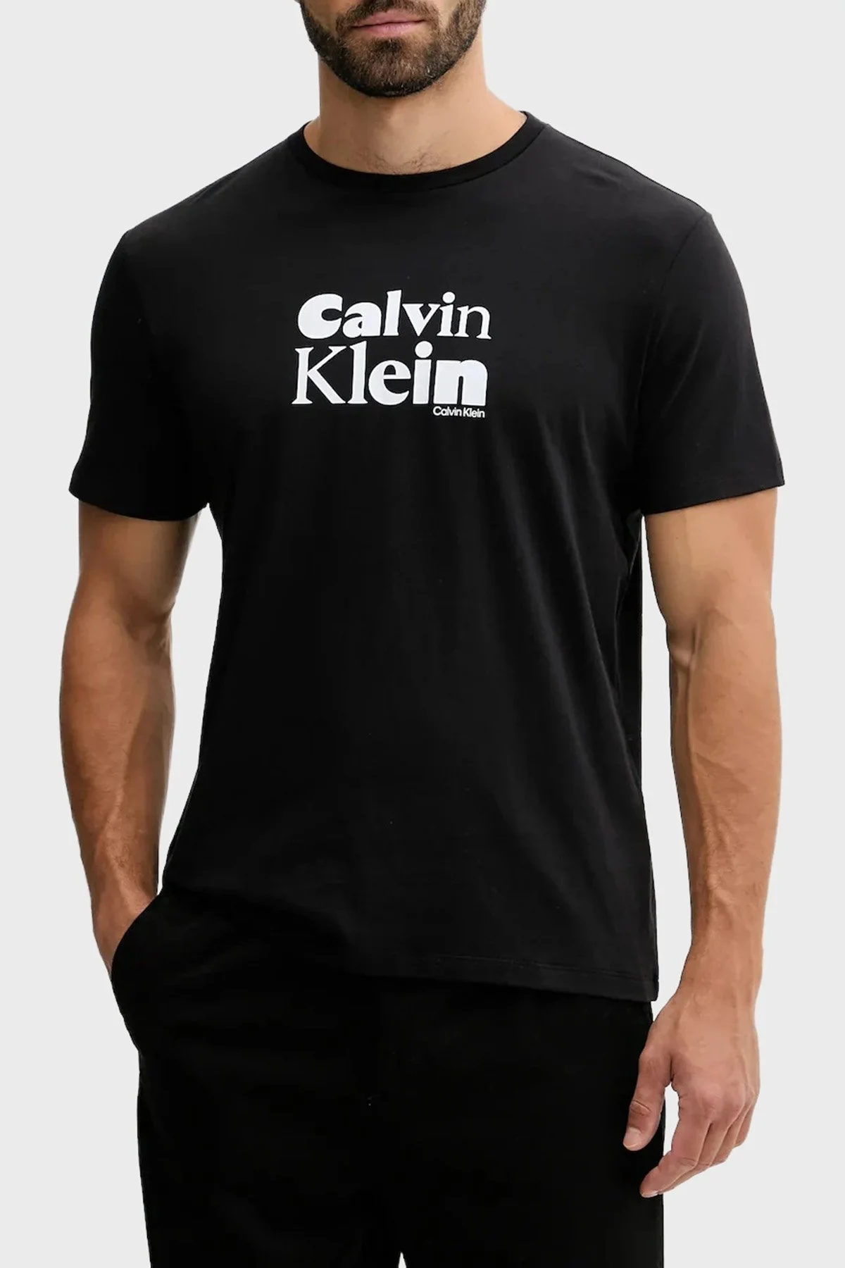 Calvin Klein Logolu % 100 Pamuk Regular Fit Bisiklet Yaka LV04RD820GUB1 Erkek T Shirt LV04RD820G UB1 SİYAH - 1