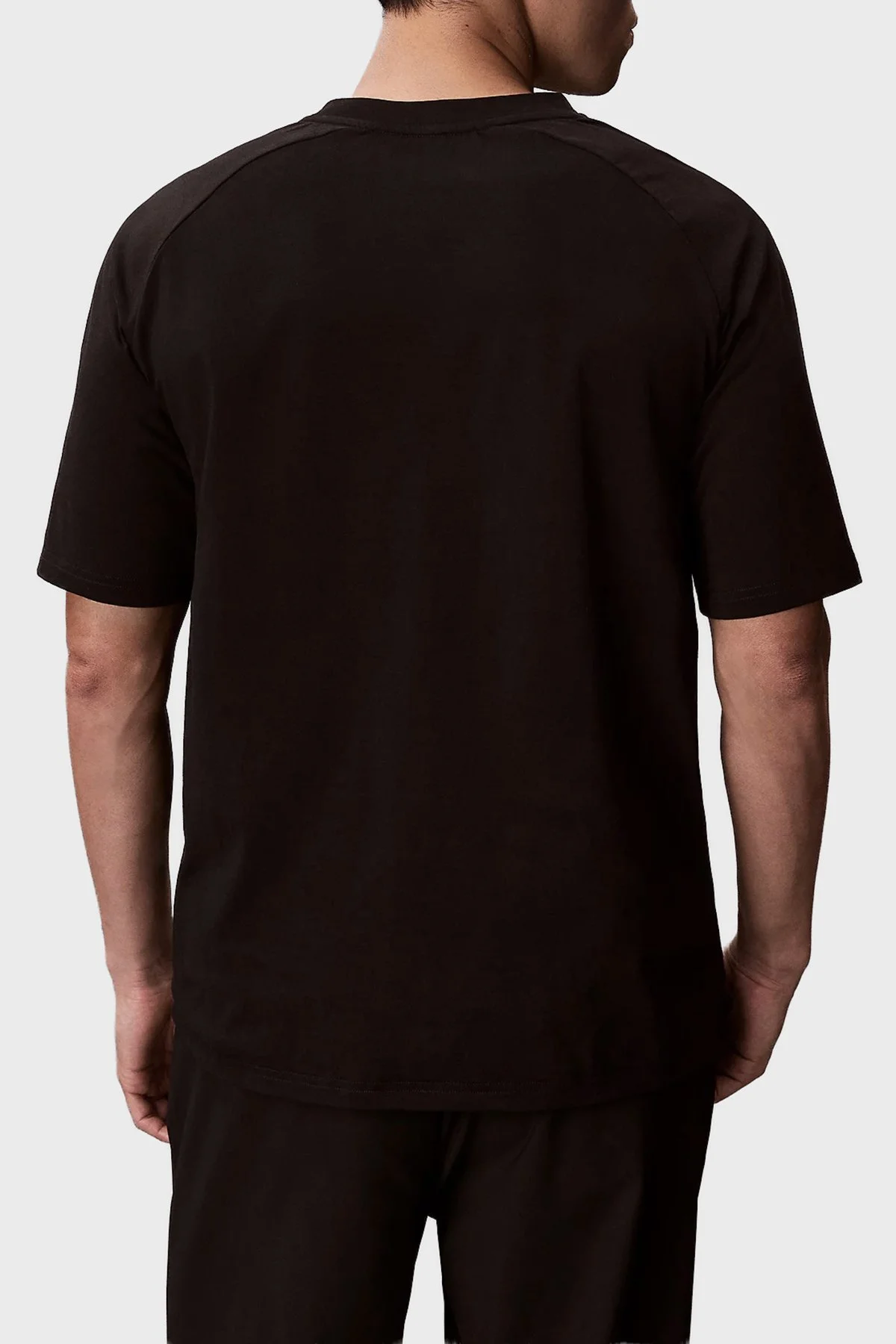 Calvin Klein Logolu % 100 Pamuk Regular Fit Bisiklet Yaka LVGMS6K100UB1 Erkek T Shirt LVGMS6K100 UB1 SİYAH - 3