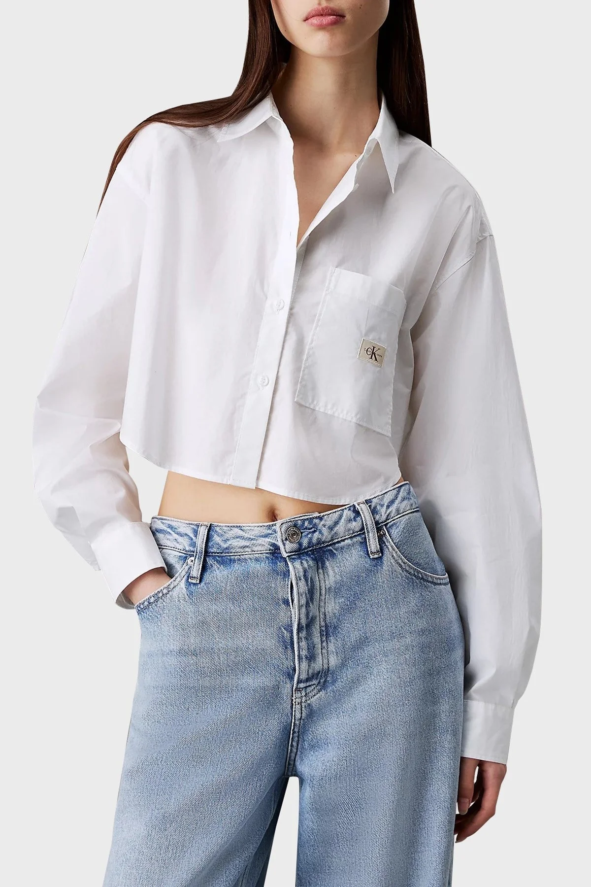 Calvin Klein Logolu % 100 Pamuk Regular Fit Crop J20J225078YAF Bayan Gömlek J20J225078 YAF BEYAZ - 6
