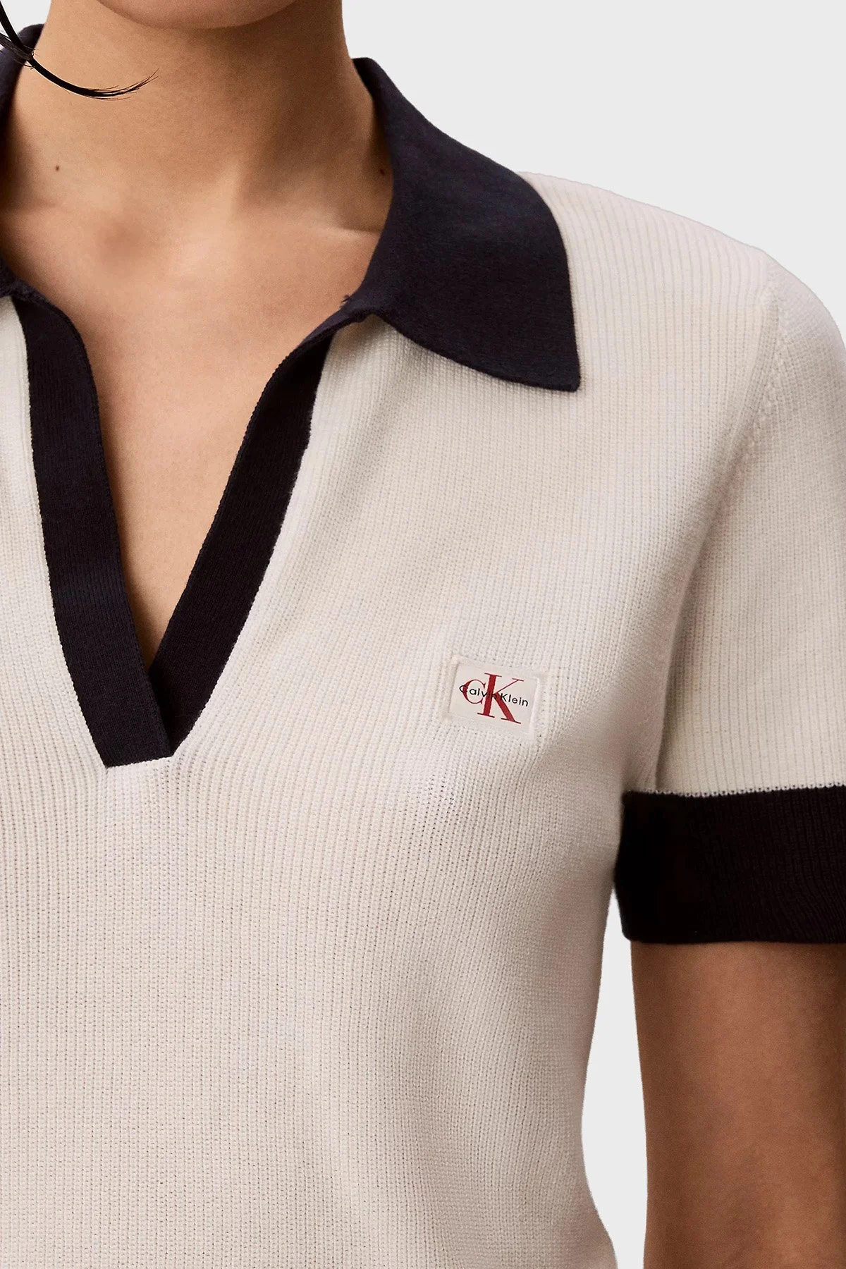 Calvin Klein Logolu % 100 Pamuk Regular Fit LV047G308GYAS Kadın Polo LV047G308G YAS KREM - 6