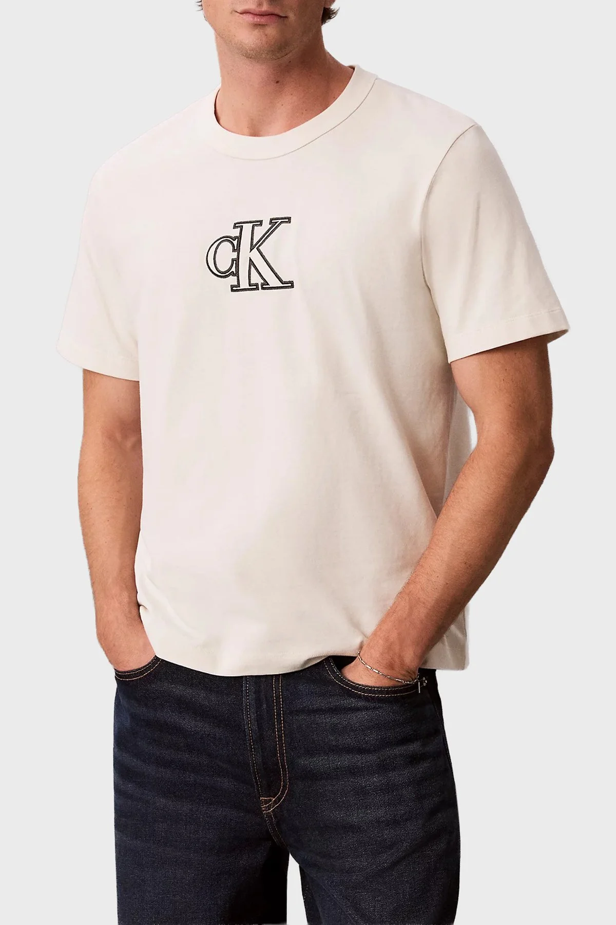 Calvin Klein Logolu % 100 Pamuk Relaxed Fit Bisiklet Yaka LV04RH257GYAS Erkek T Shirt LV04RH257G YAS Krem - 1