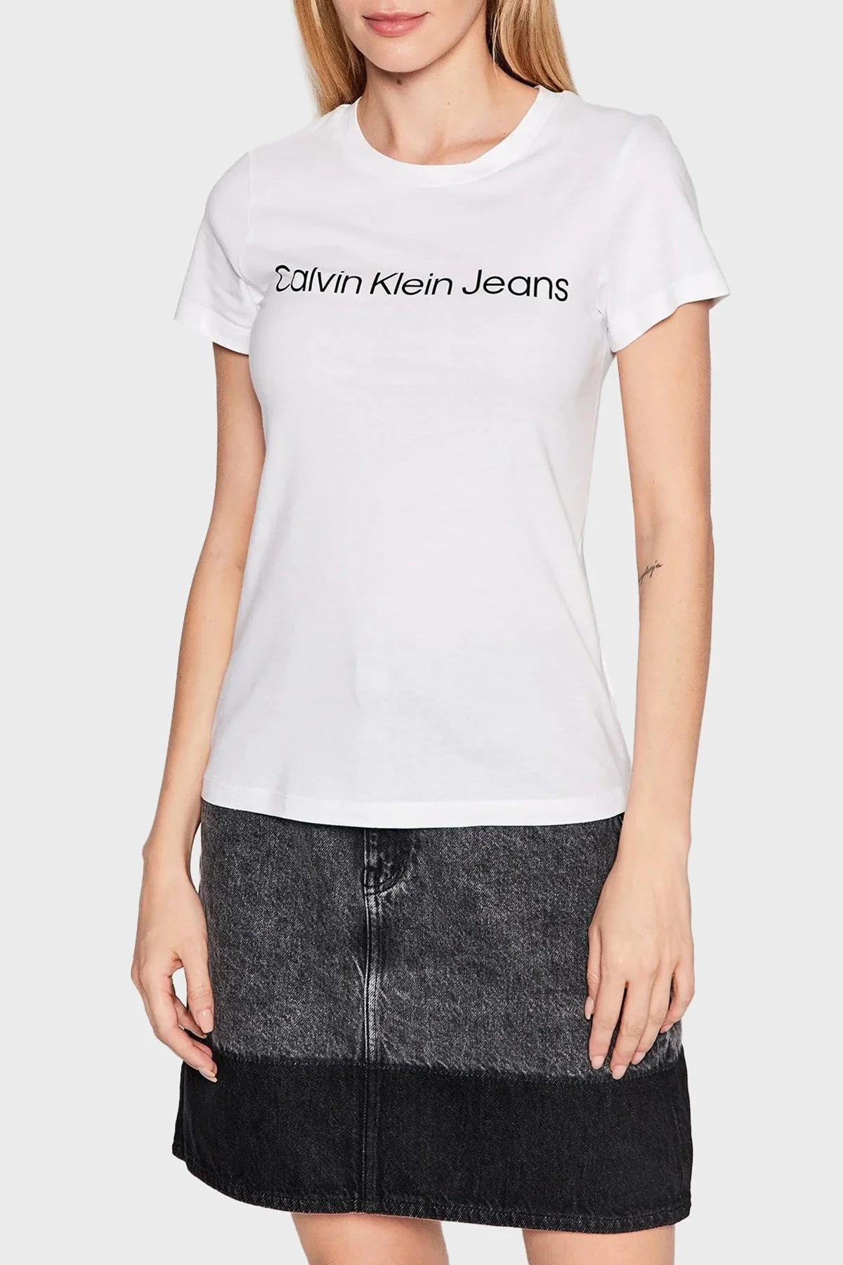 Calvin Klein Logolu % 100 Pamuk Slim Fit Bisiklet Yaka 2 Pack J20J220161YAF Bayan T Shirt J20J220161 YAF BEYAZ-SİYAH - 7