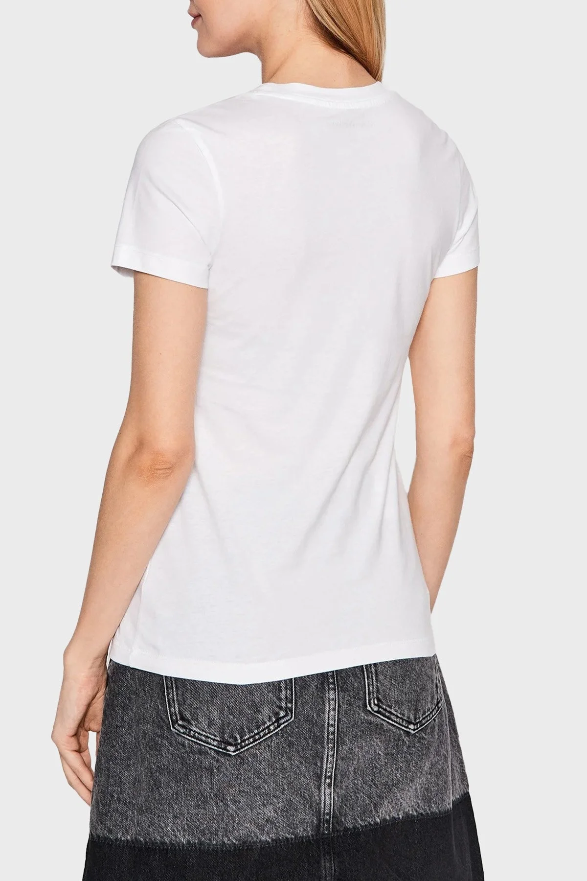 Calvin Klein Logolu % 100 Pamuk Slim Fit Bisiklet Yaka 2 Pack J20J220161YAF Bayan T Shirt J20J220161 YAF BEYAZ-SİYAH - 9