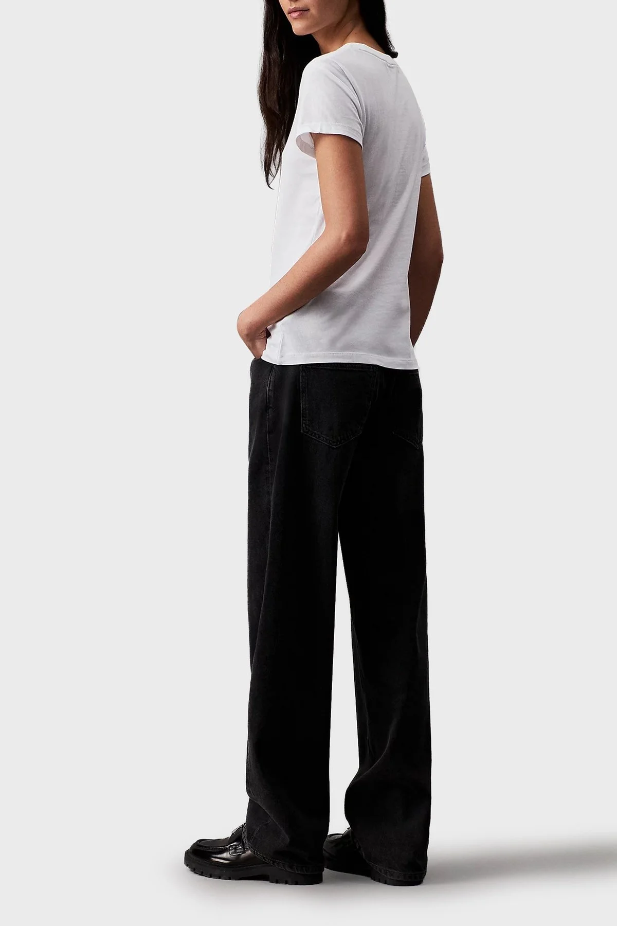 Calvin Klein Logolu % 100 Pamuk Slim Fit Bisiklet Yaka J20J212883YAF Bayan T Shirt J20J212883 YAF BEYAZ - 7