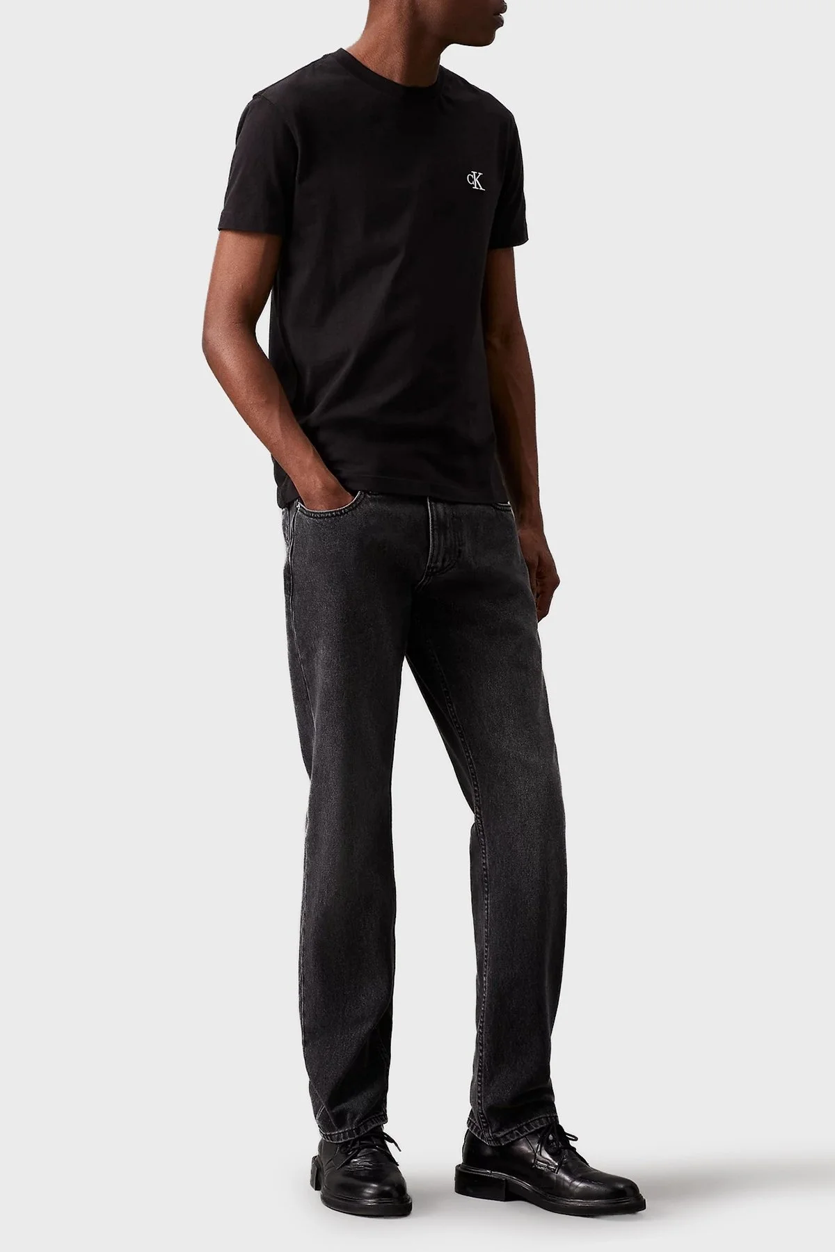 Calvin Klein Logolu % 100 Pamuk Slim Fit Bisiklet Yaka J30J314544BAE Erkek T Shirt J30J314544 BAE SİYAH - 9