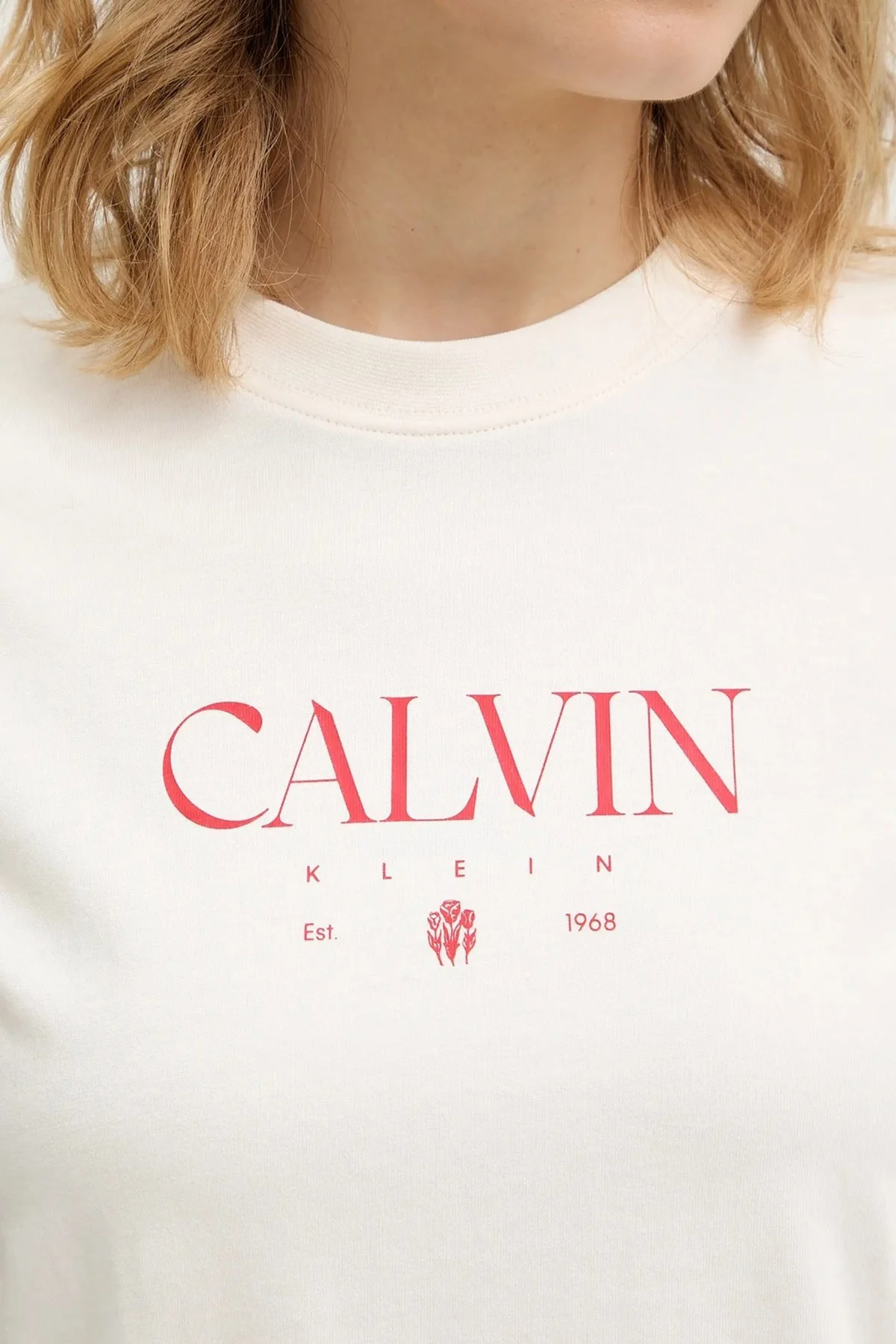 Calvin Klein Logolu % 100 Pamuk Slim Fit Bisiklet Yaka LV047E813GYBH Bayan T Shirt LV047E813G YBH KREM - 5