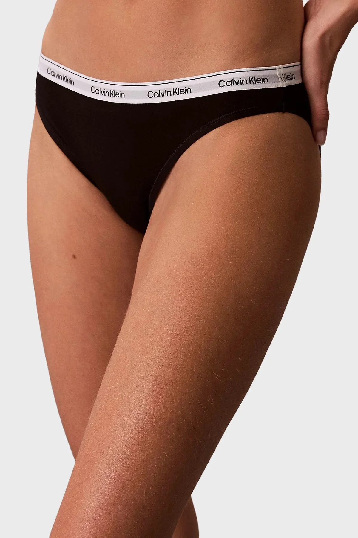 Calvin Klein Logolu 3 Pack LV00QD5207FQN Kadın Külot LV00QD5207 FQN Siyah-Gri-Pembe - 4