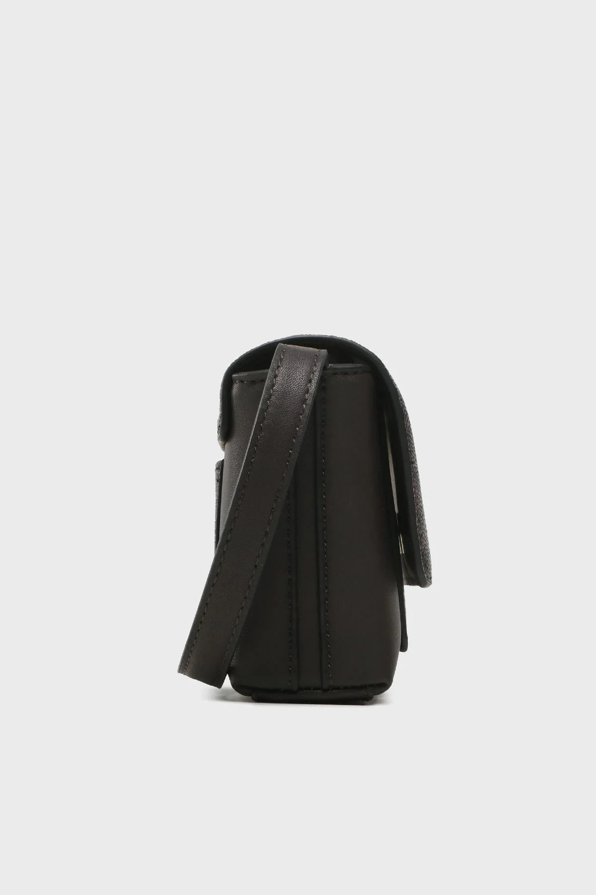 Calvin Klein Logolu Ayarlanabilir Askılı K60K6110120HD Bayan Çanta K60K611012 0HD KAHVE - 3