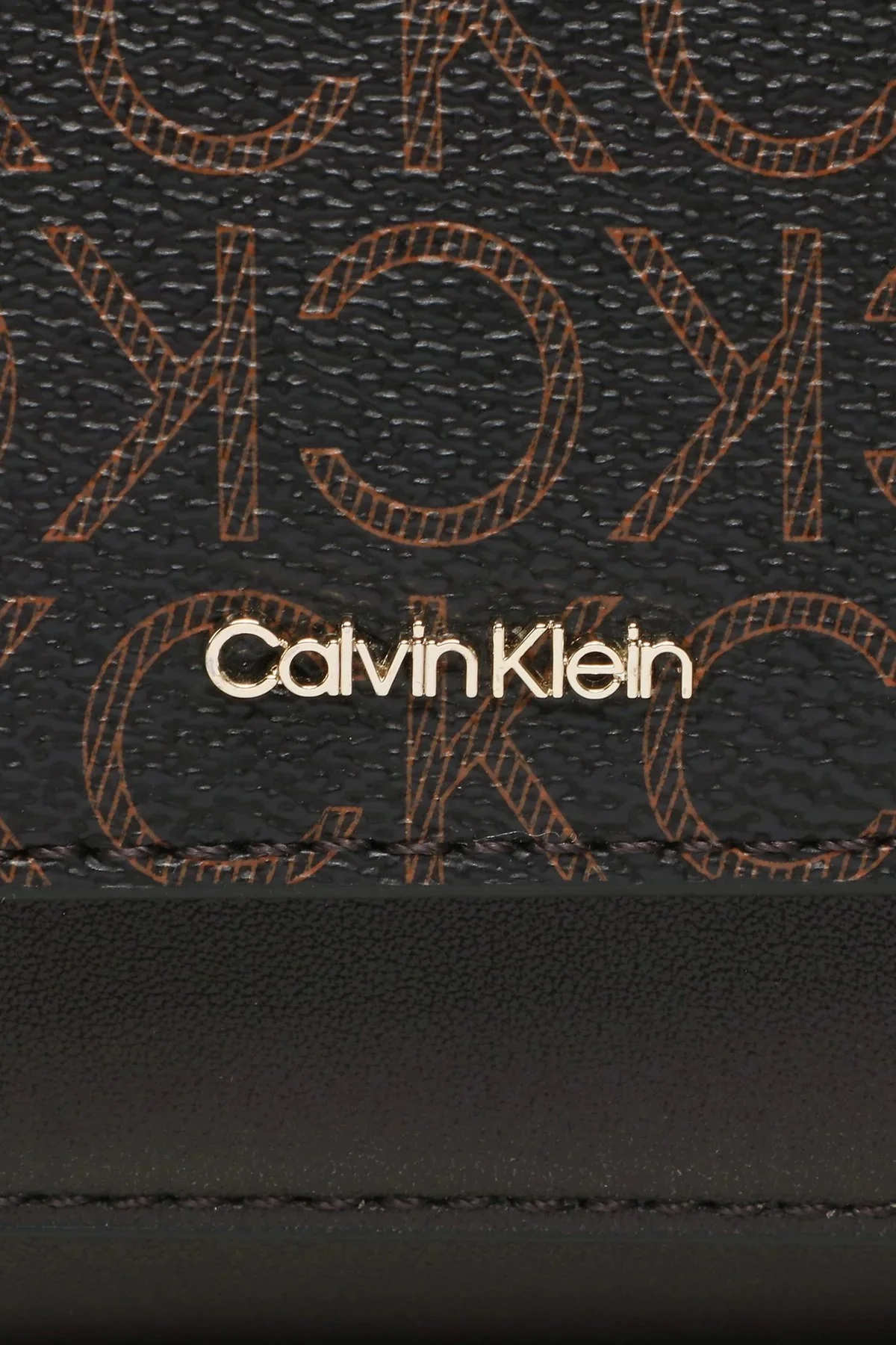 Calvin Klein Logolu Ayarlanabilir Askılı K60K6110120HD Bayan Çanta K60K611012 0HD KAHVE - 5