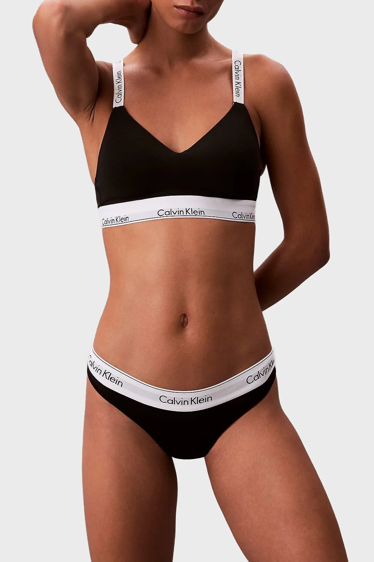 Calvin Klein Logolu Ayarlanabilir Askılı Bralet LV00QF8504UB1 Bayan Sütyen LV00QF8504 UB1 SİYAH - 1