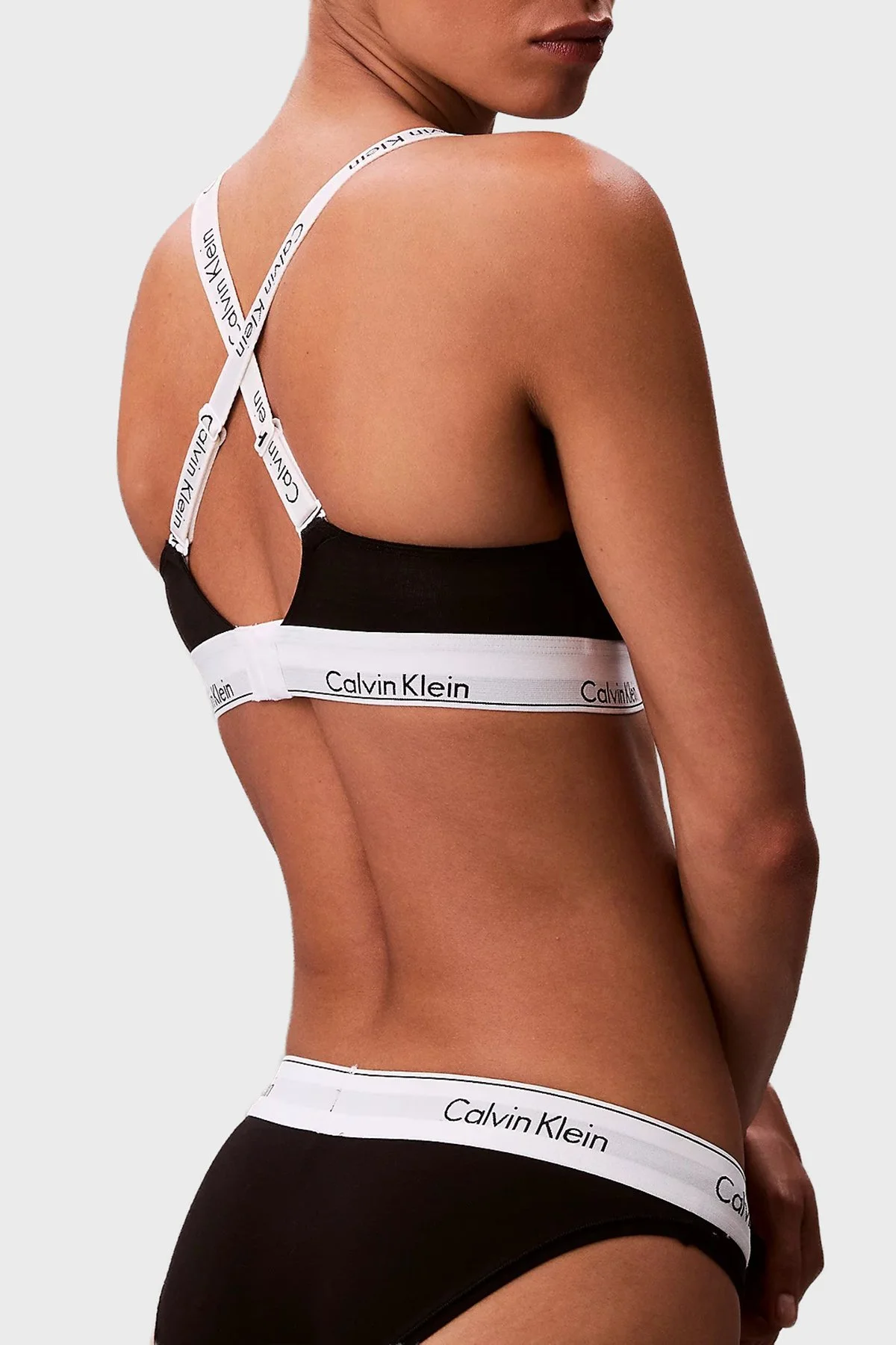 Calvin Klein Logolu Ayarlanabilir Askılı Bralet LV00QF8504UB1 Bayan Sütyen LV00QF8504 UB1 SİYAH - 4