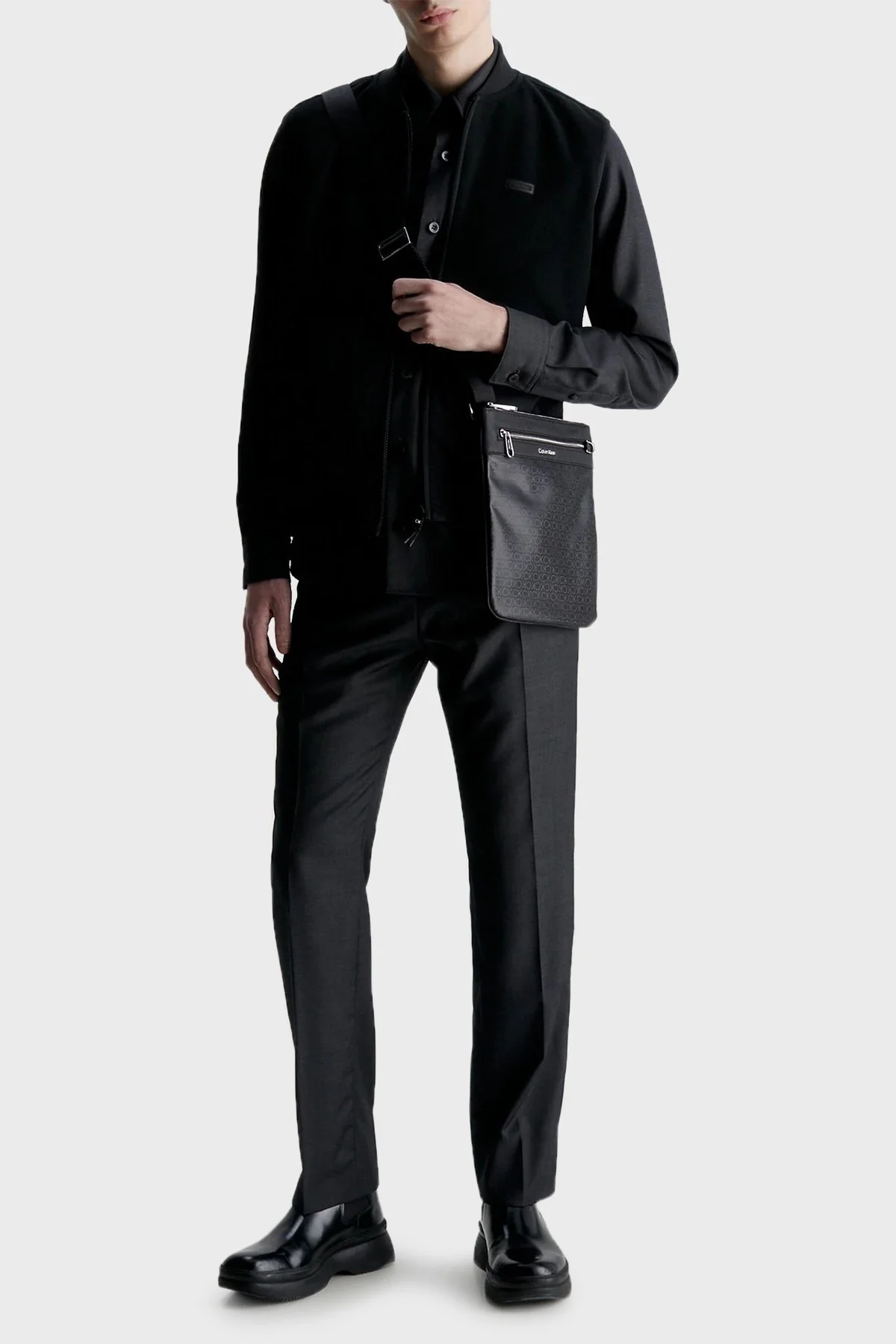 Calvin Klein logolu Ayarlanabilir Askılı K50K51053801N Erkek Çanta K50K510538 01N SİYAH - 2