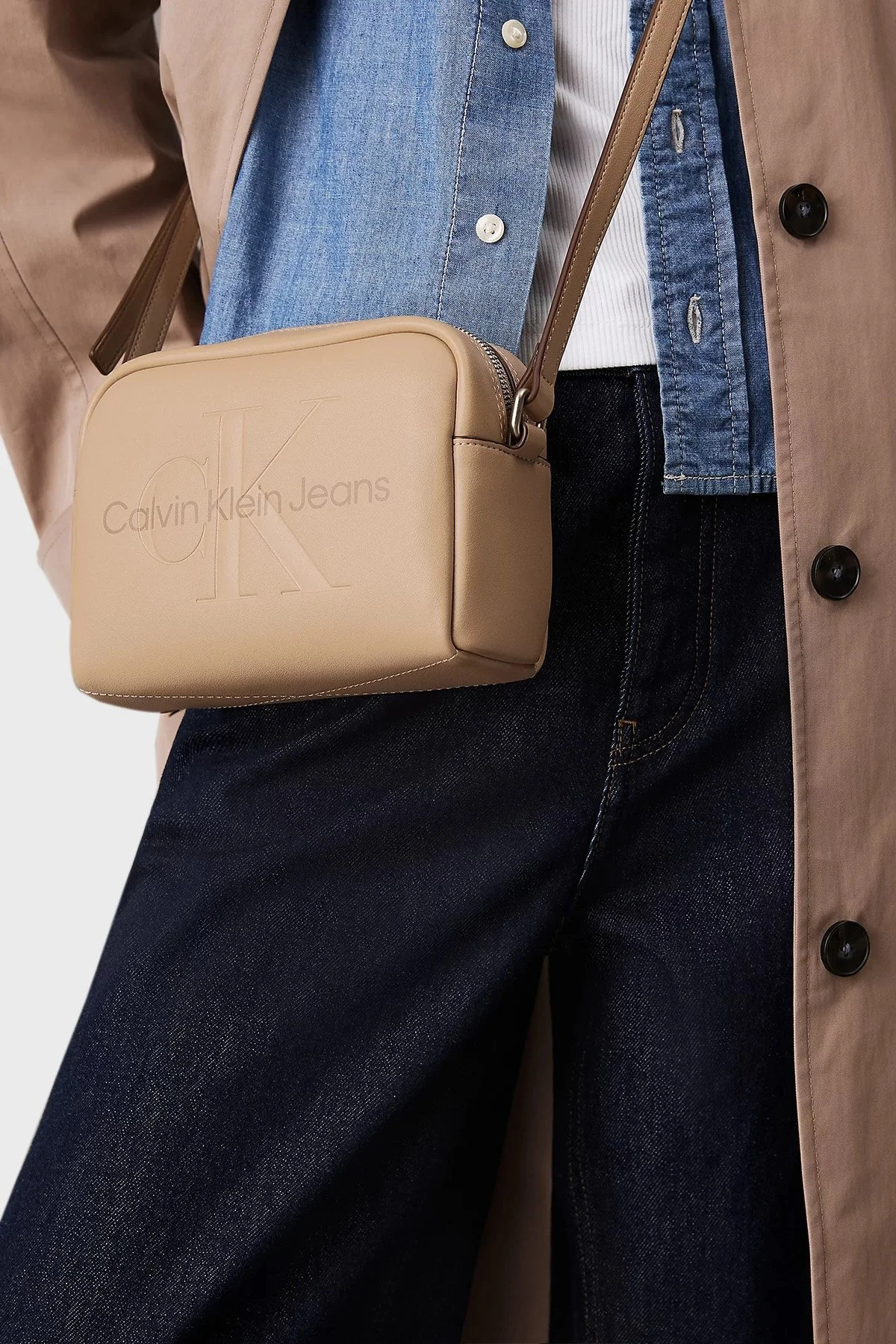 Calvin Klein Logolu Ayarlanabilir Askılı K60K612220PBF Bayan Çanta K60K612220 PBF BEJ - 8