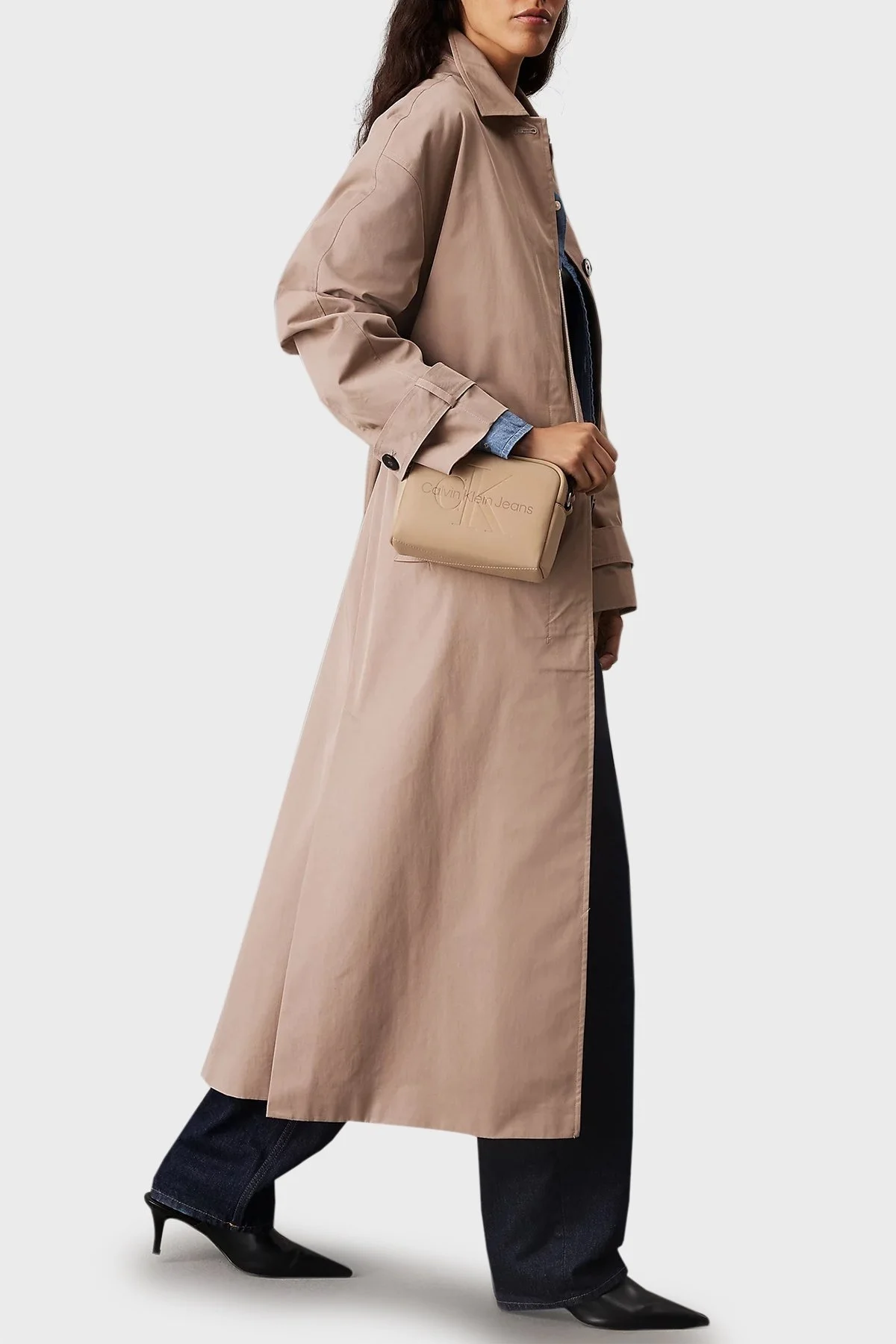 Calvin Klein Logolu Ayarlanabilir Askılı K60K612220PBF Bayan Çanta K60K612220 PBF BEJ - 9