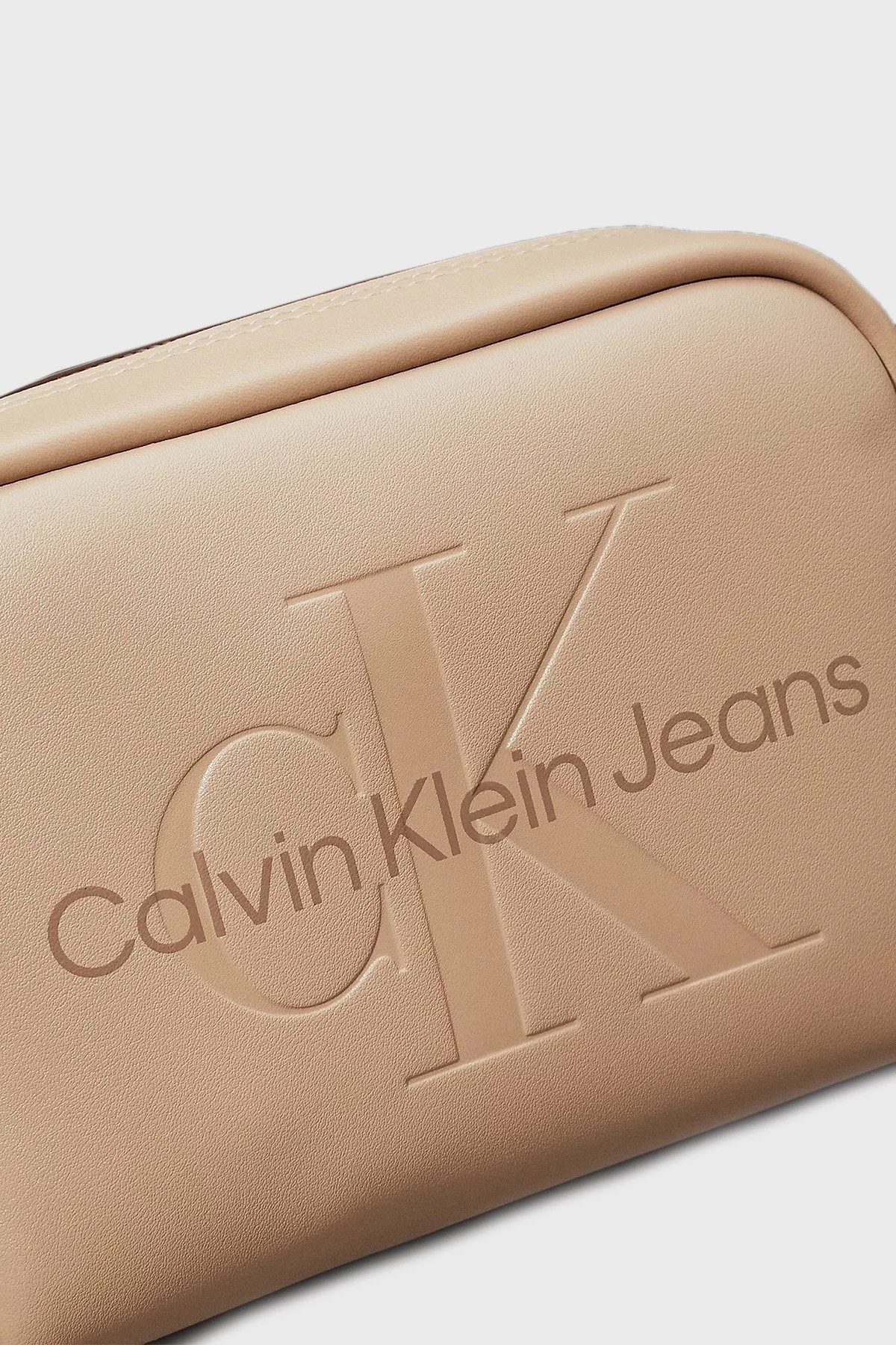 Calvin Klein Logolu Ayarlanabilir Askılı K60K612220PBF Bayan Çanta K60K612220 PBF BEJ - 12