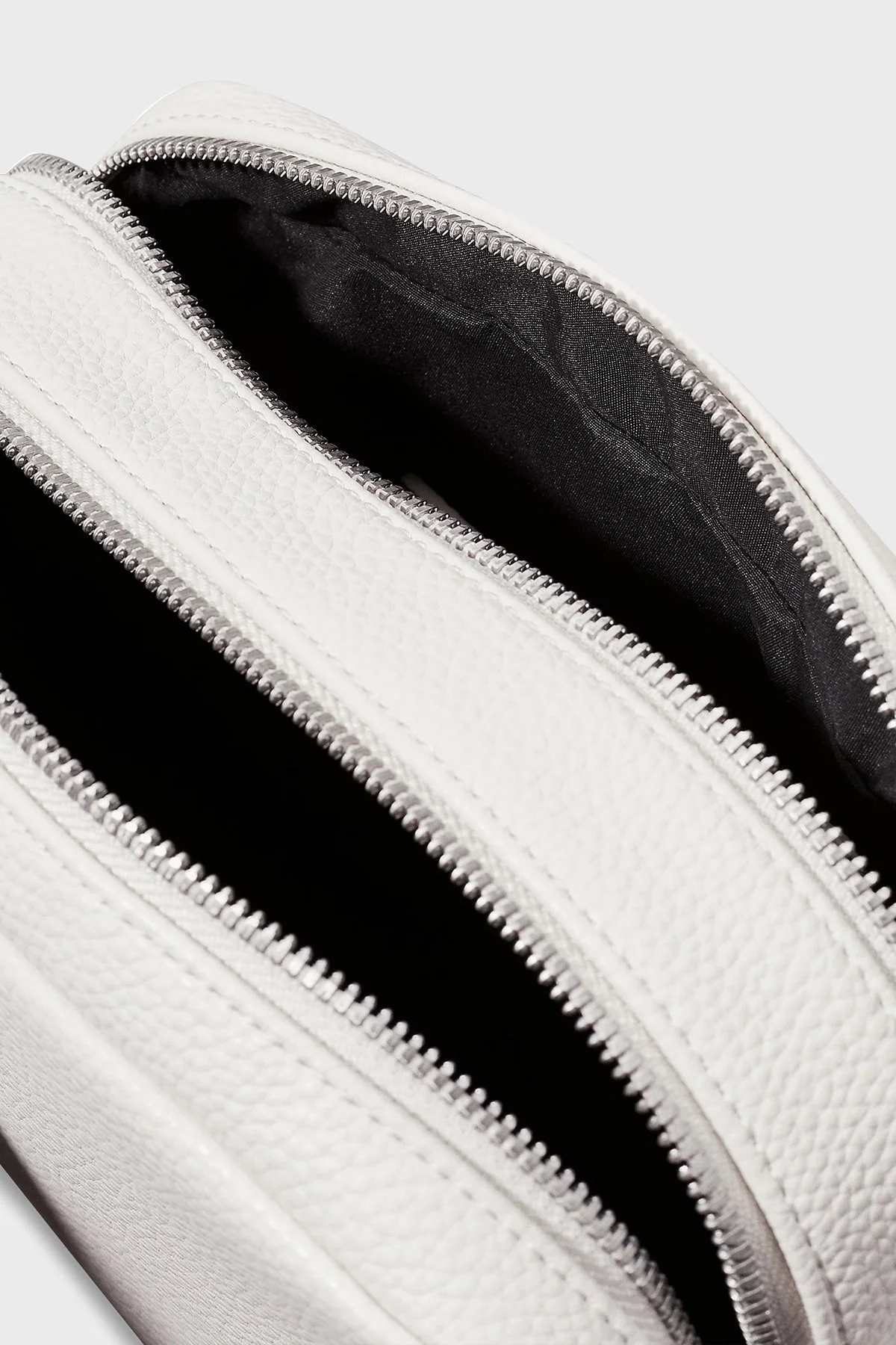 Calvin Klein Logolu Ayarlanabilir Askılı K60K612283ACF Bayan Çanta K60K612283 ACF BEJ - 4