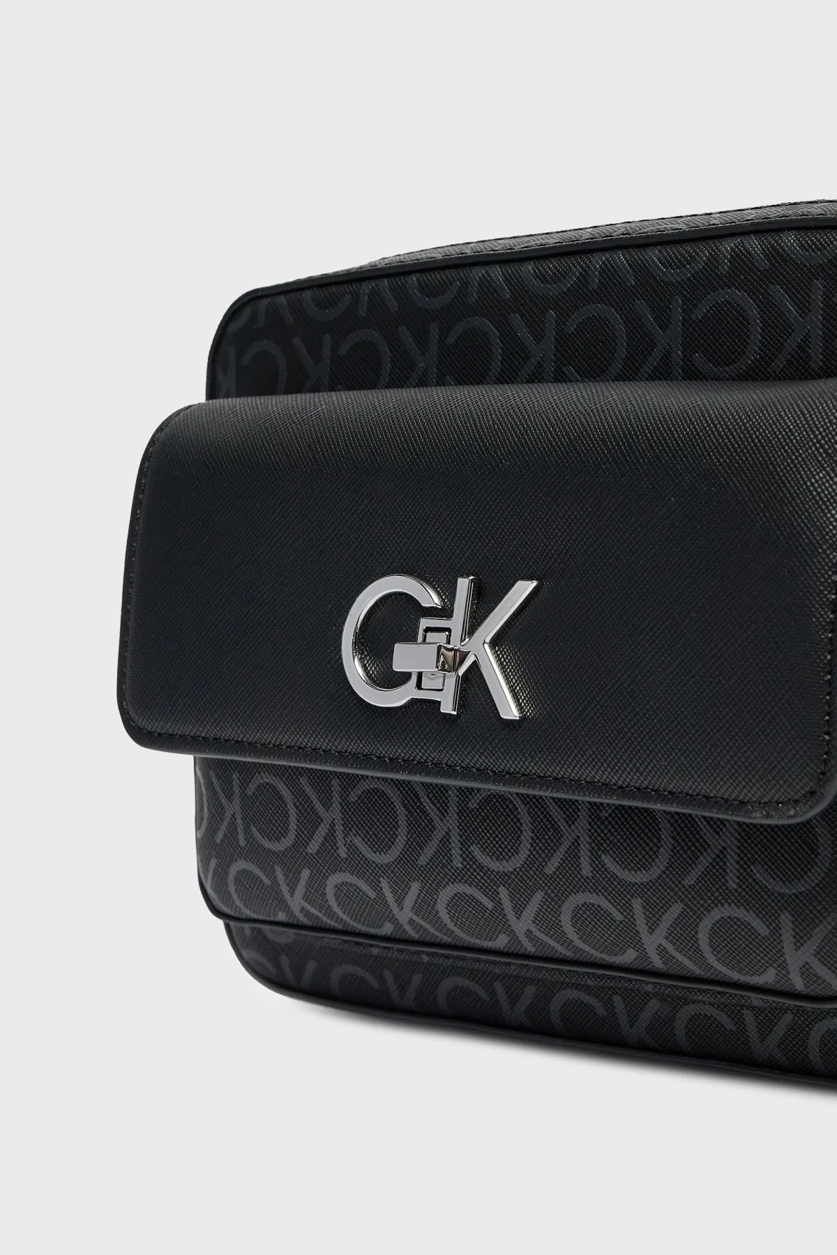 Calvin Klein Logolu Ayarlanabilir Askılı K60K6126760GM Bayan Çanta K60K612676 0GM SİYAH - 5