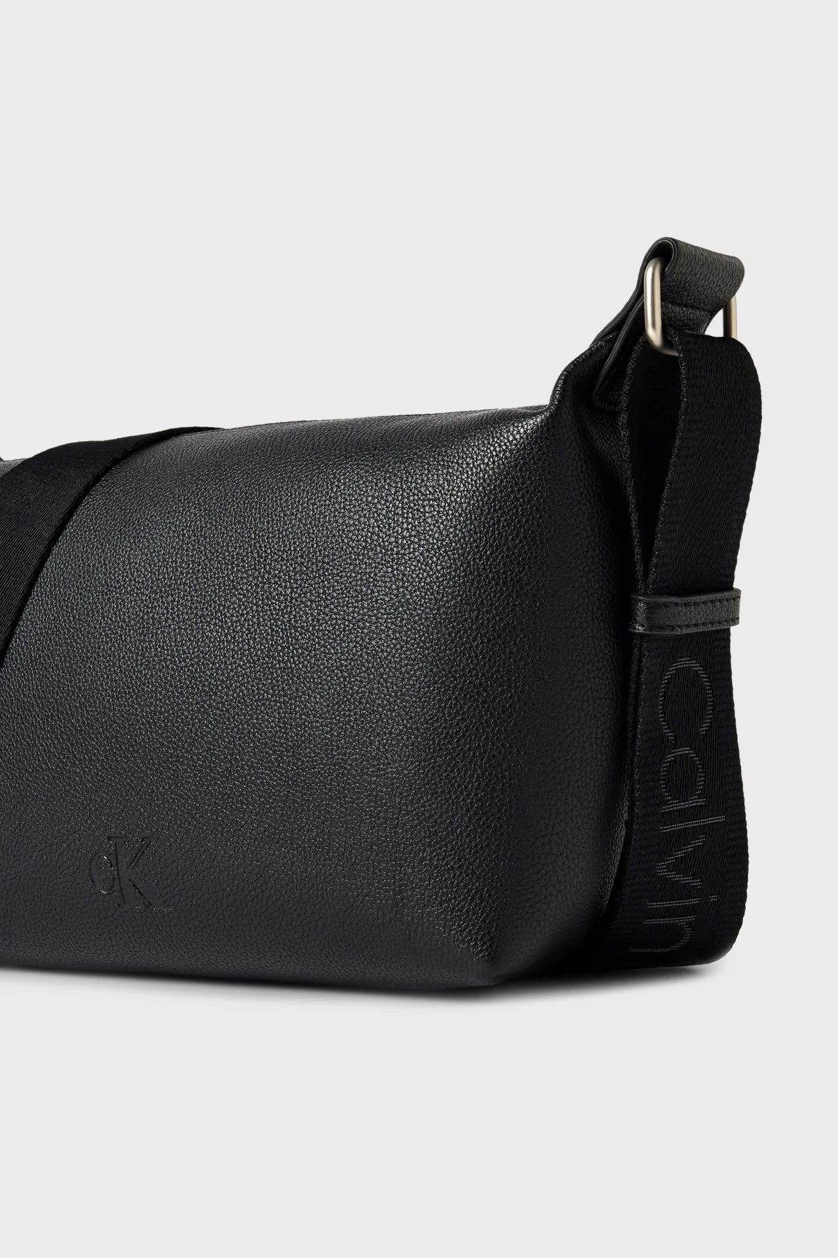 Calvin Klein Logolu Ayarlanabilir Askılı K60K612713BEH Bayan Çanta K60K612713 BEH SİYAH - 5