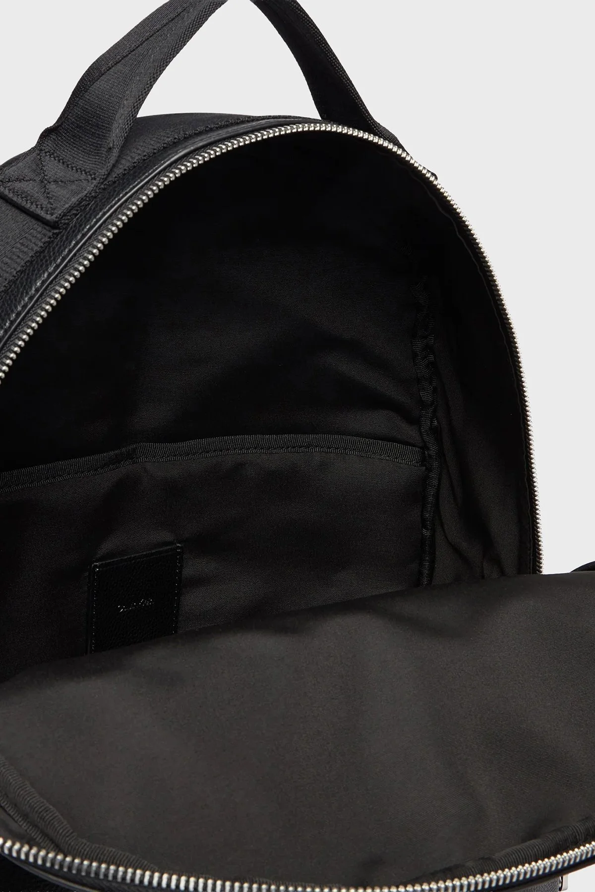 Calvin Klein Logolu Ayarlanabilir Askılı LV04D3282G2ZW Erkek Sırt Çantası LV04D3282G 2ZW SİYAH - 6