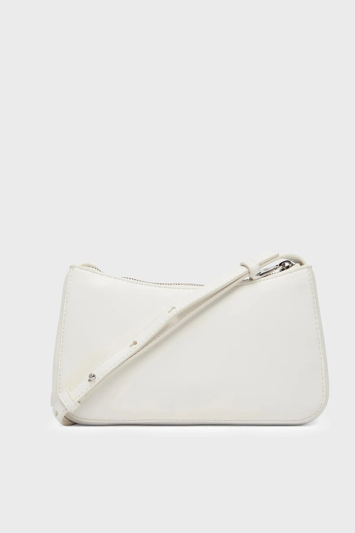 Calvin Klein Logolu Ayarlanabilir Askılı LV04F1125G4LX Bayan Çanta LV04F1125G 4LX BEYAZ - 3