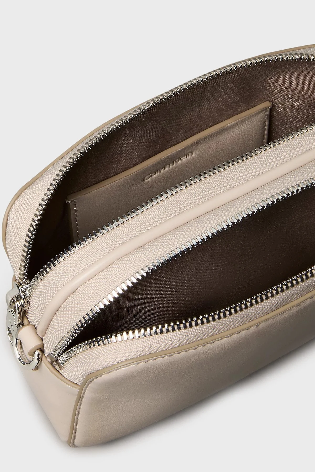 Calvin Klein Logolu Ayarlanabilir Askılı LV04F3165G2QO Bayan Çanta LV04F3165G 2QO TAŞ - 5