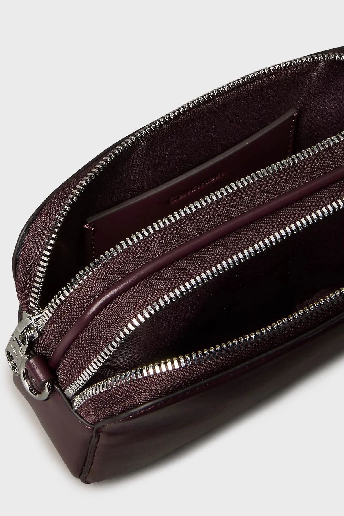 Calvin Klein Logolu Ayarlanabilir Askılı LV04F3165GBAP Bayan Çanta LV04F3165G BAP BORDO - 4