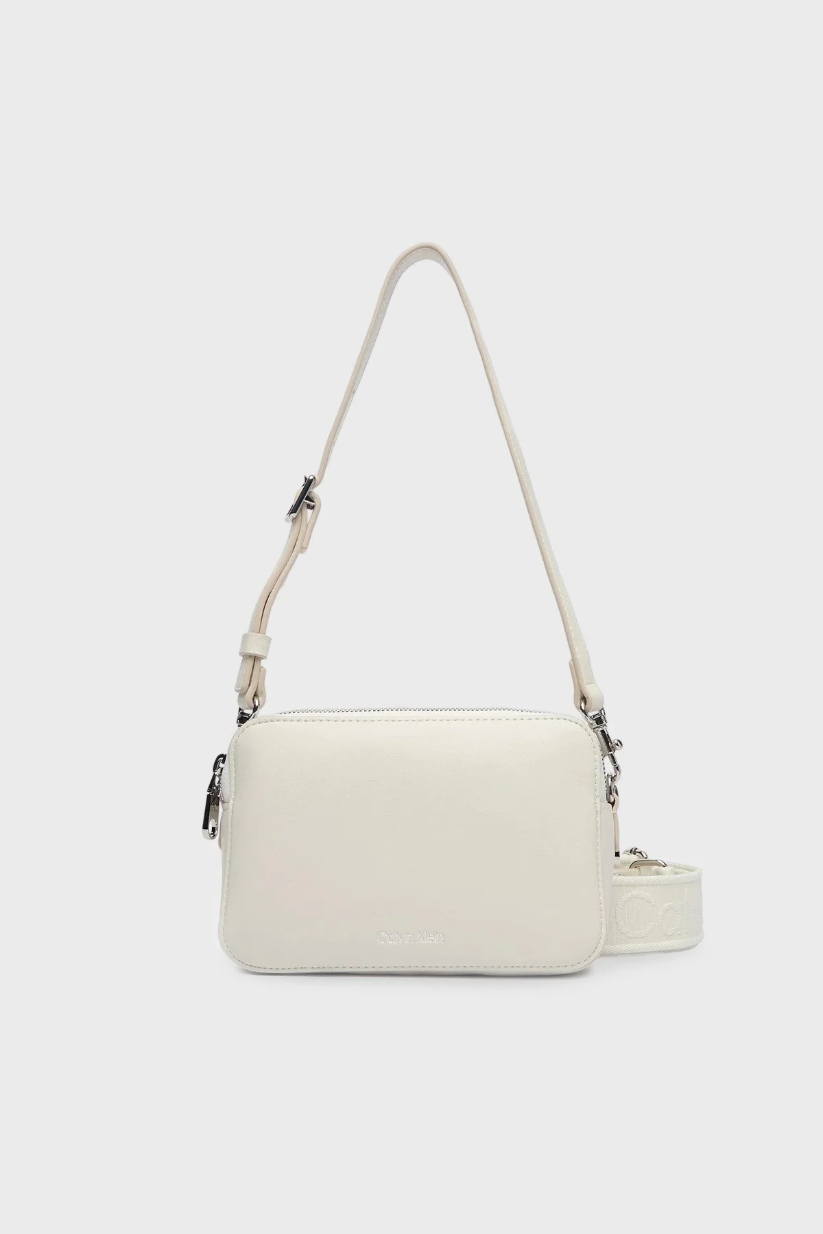Calvin Klein Logolu Ayarlanabilir Askılı LV04F3165GFUP Bayan Çanta LV04F3165G FUP EKRU - 1