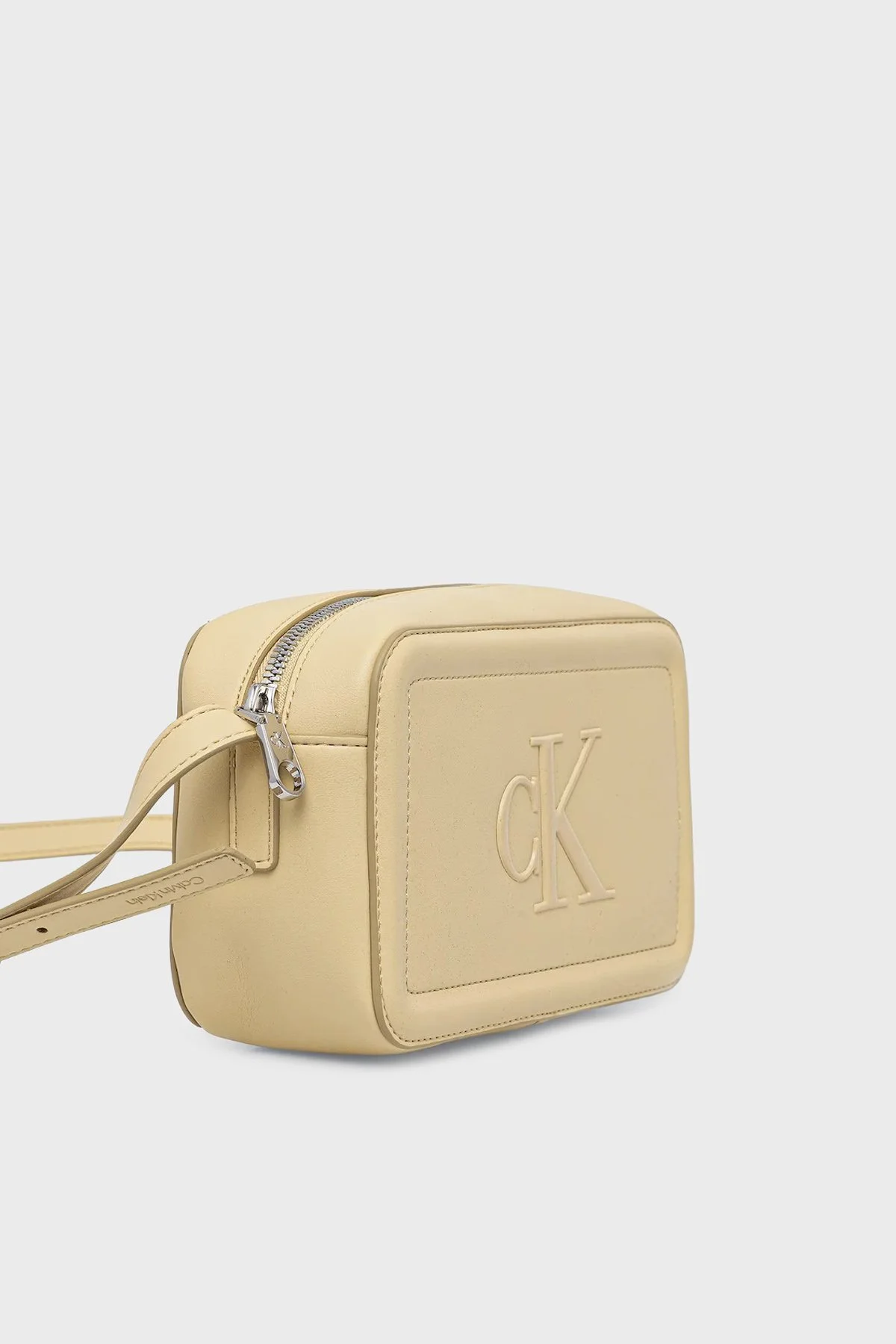 Calvin Klein Logolu Ayarlanabilir Askılı LV04F3220GRM0 Bayan Çanta LV04F3220G RM0 BEYAZ - 4