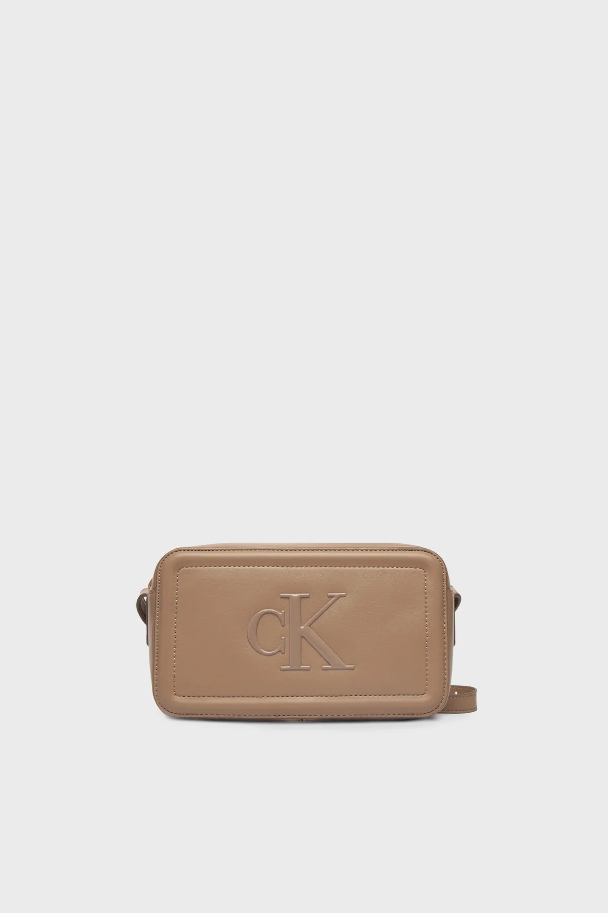 Calvin Klein Logolu Ayarlanabilir Askılı LV04F3220GVFU Bayan Çanta LV04F3220G VFU TOPRAK - 1