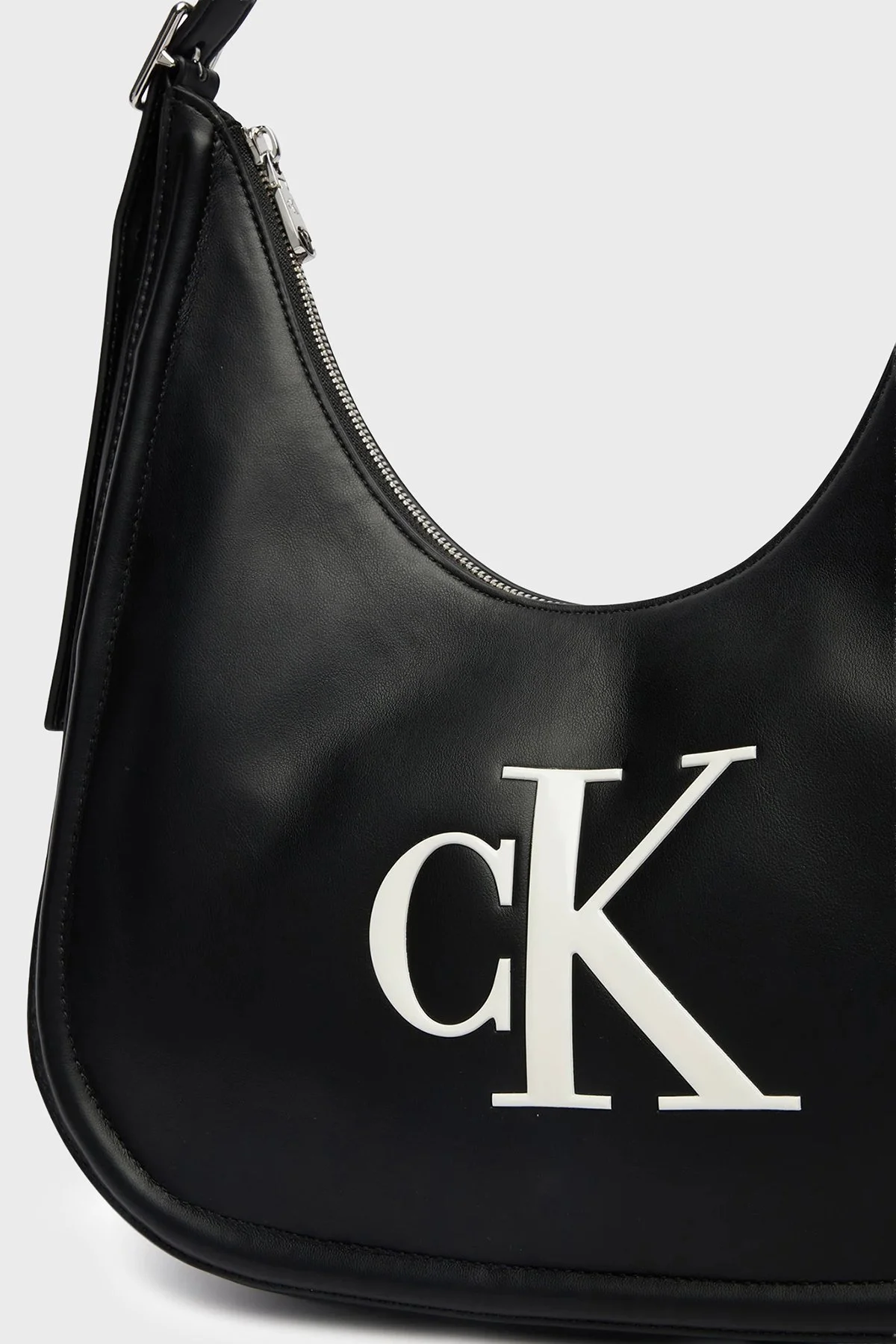 Calvin Klein Logolu Ayarlanabilir Askılı LV04F3427G3L2 Kadın Çanta LV04F3427G 3L2 SİYAH - 5