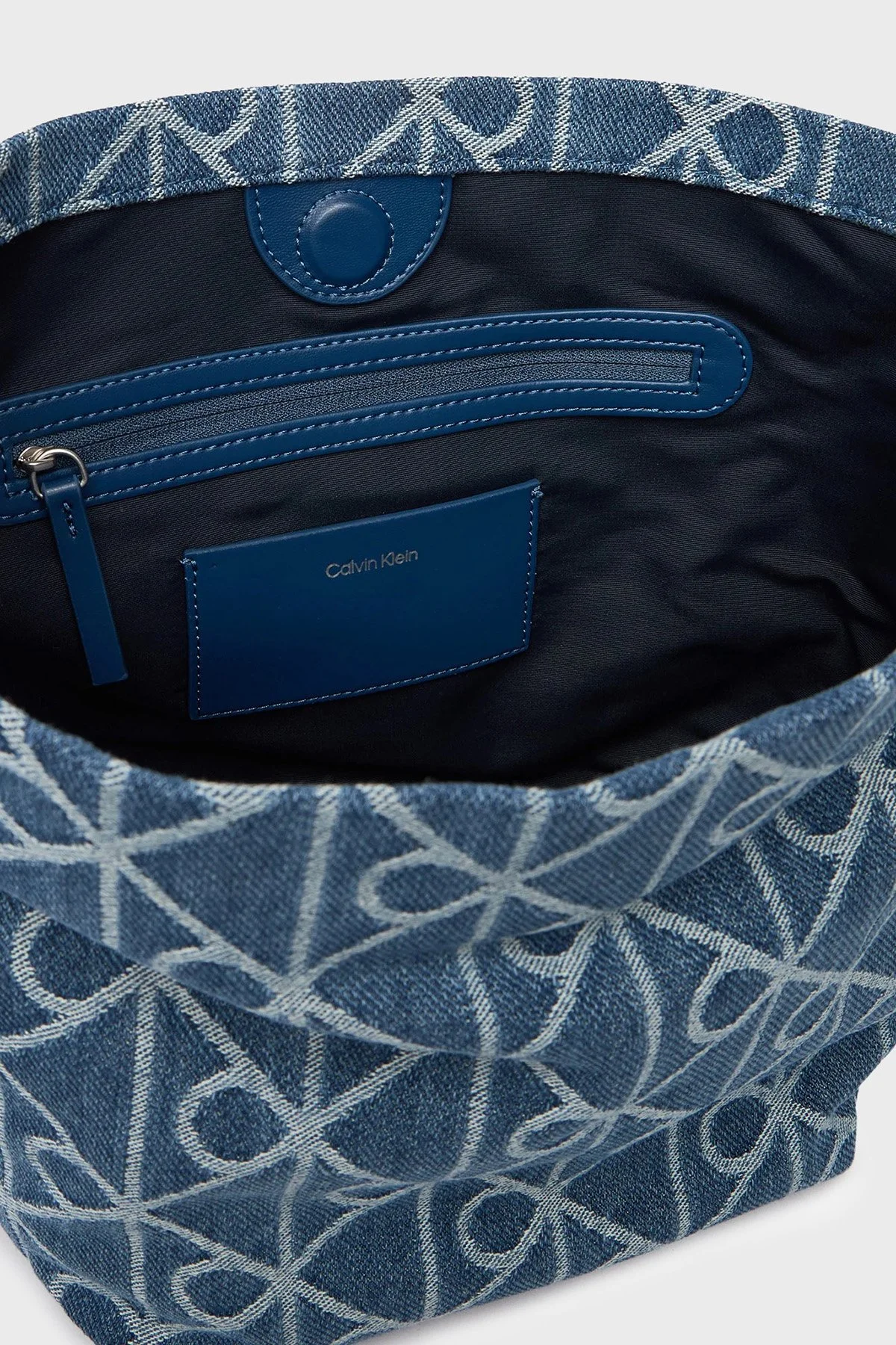Calvin Klein Logolu Ayarlanabilir Askılı LV04F3432GYBN Bayan Çanta LV04F3432G YBN MAVİ - 4