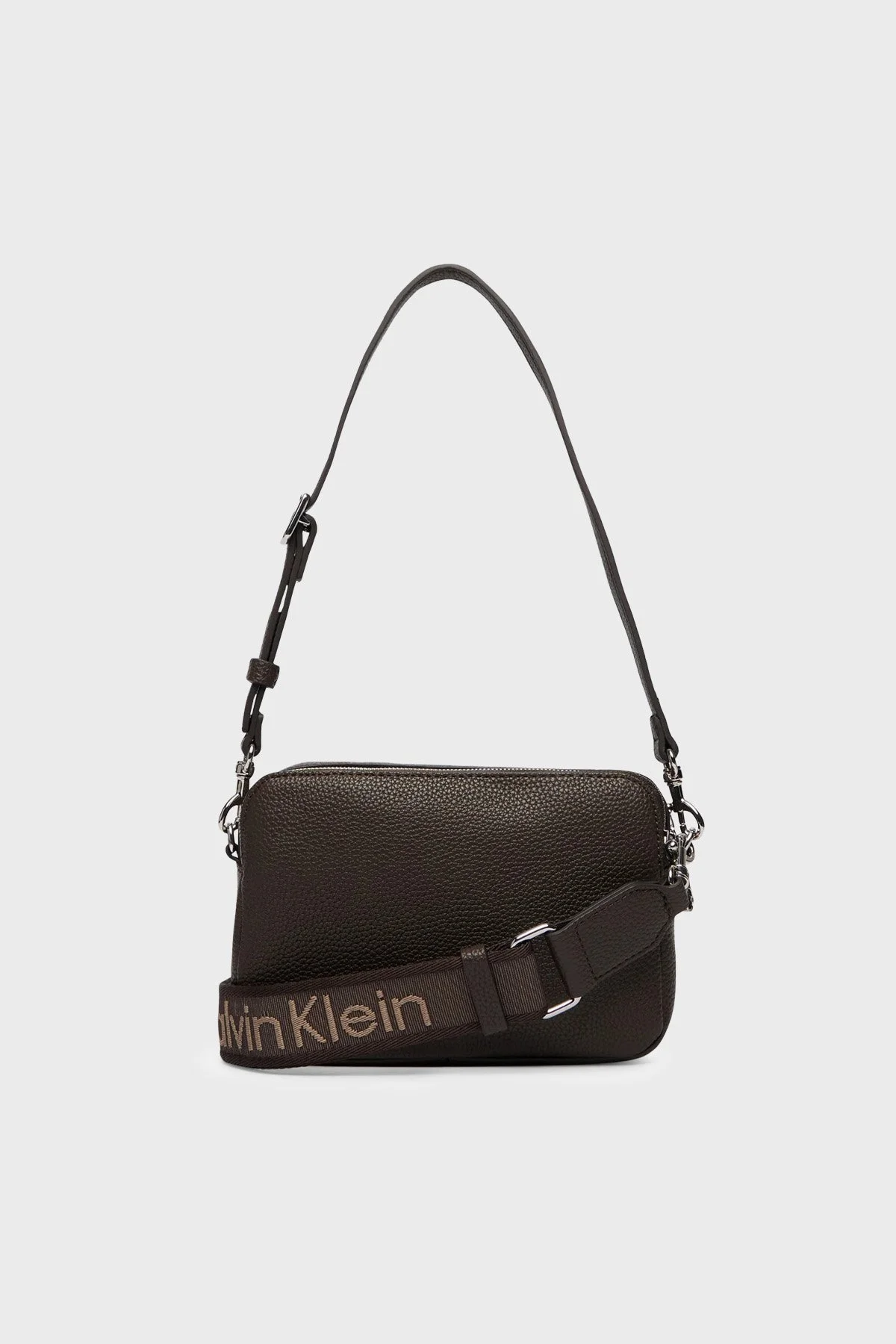 Calvin Klein Logolu Ayarlanabilir Askılı LV04F3656GBAL Kadın Çanta LV04F3656G BAL Kahve - 3