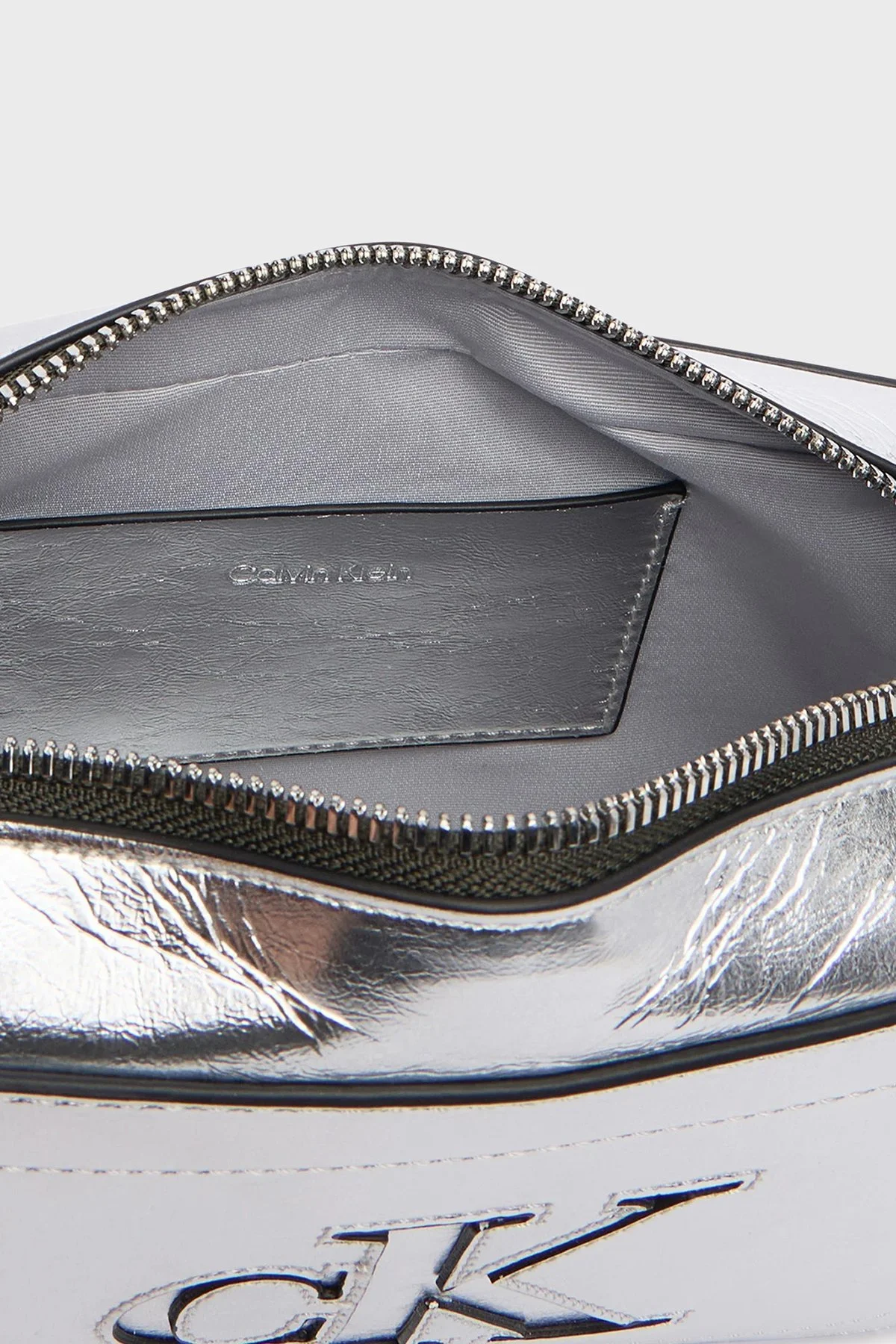 Calvin Klein Logolu Ayarlanabilir Askılı LV04F3896G3JH Kadın Çanta LV04F3896G 3JH Gümüş - 5