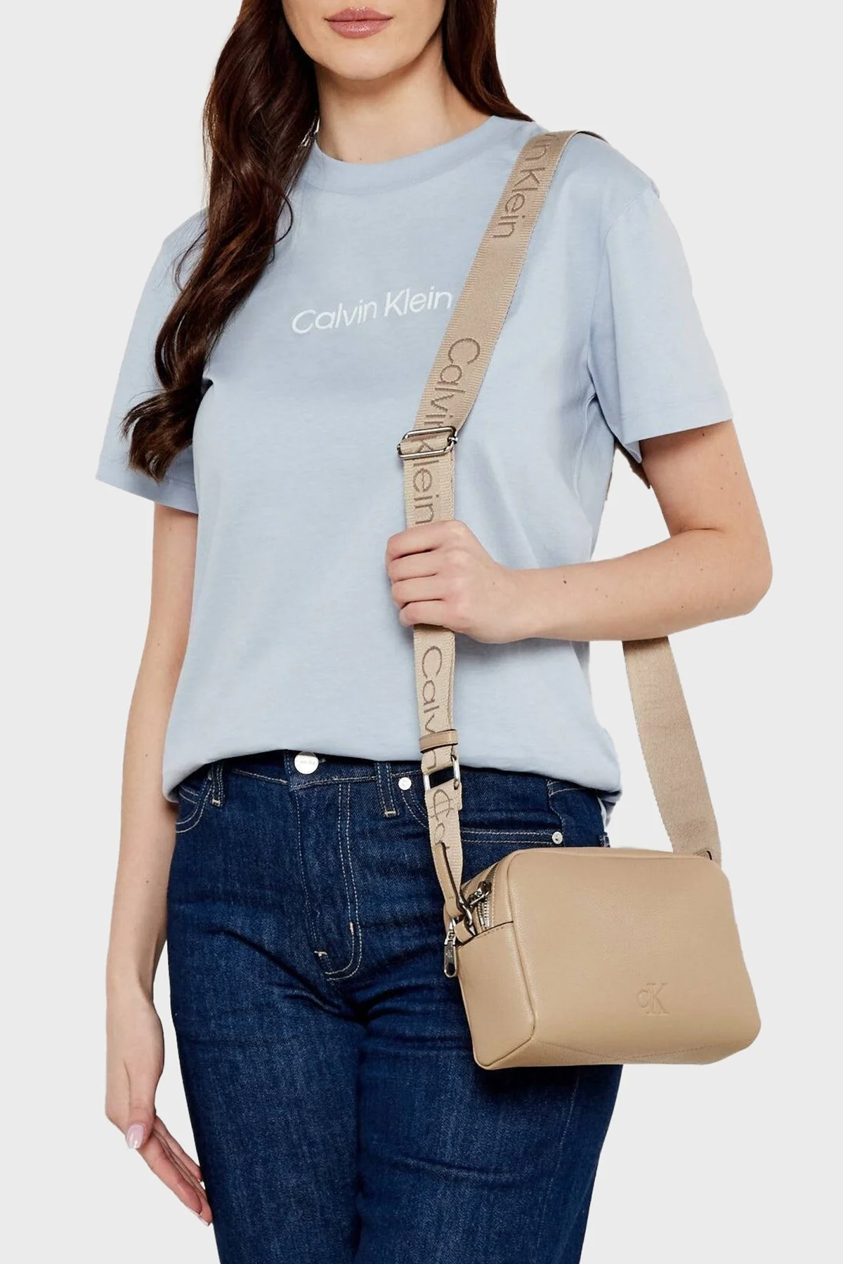 US Calvin Klein Logolu Ayarlanabilir Askılı LV04K3124GPBF Bayan Çanta LV04K3124G PBF BEJ - 8