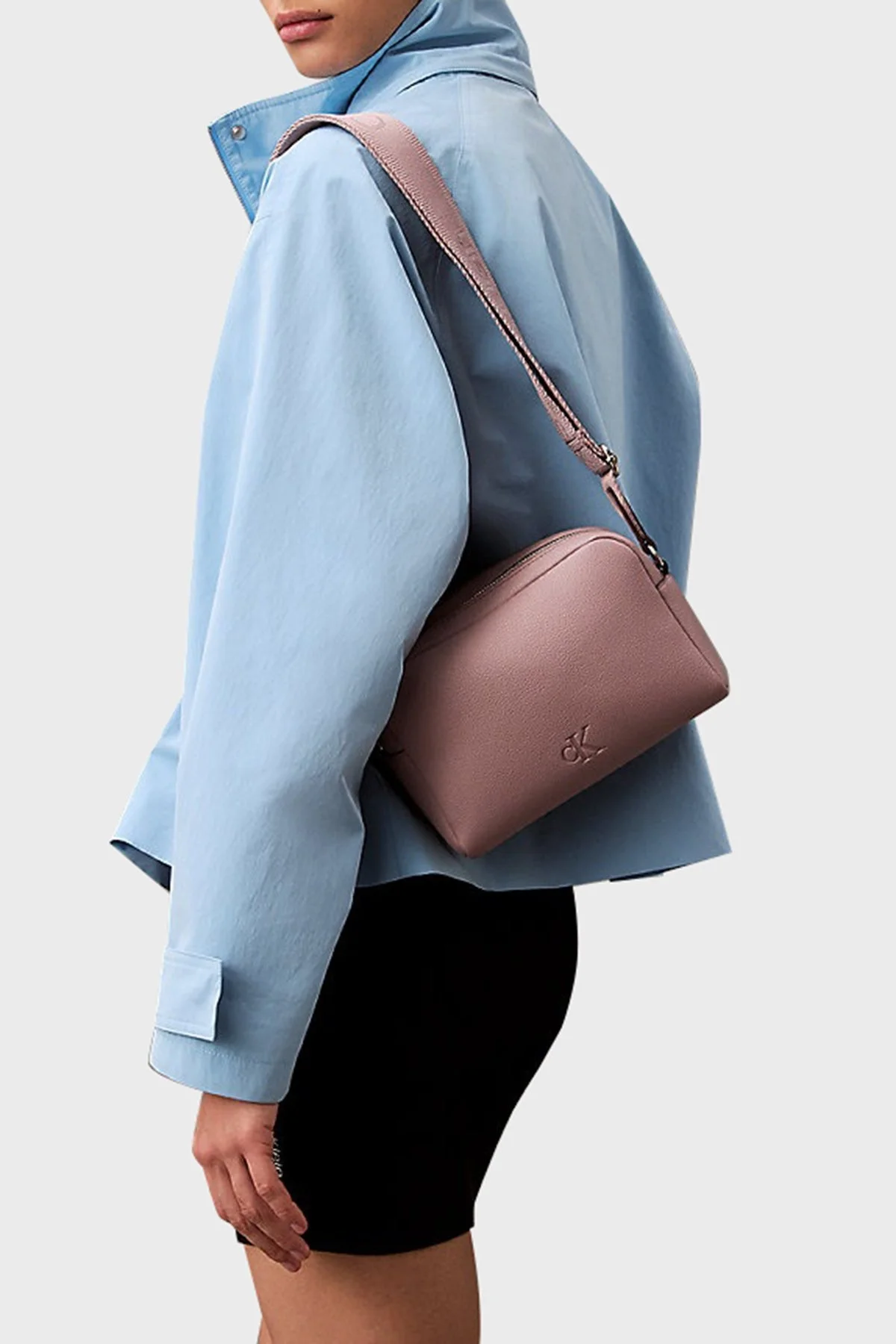 US Calvin Klein Logolu Ayarlanabilir Askılı LV04K3124GT2U Bayan Çanta LV04K3124G T2U PEMBE - 6