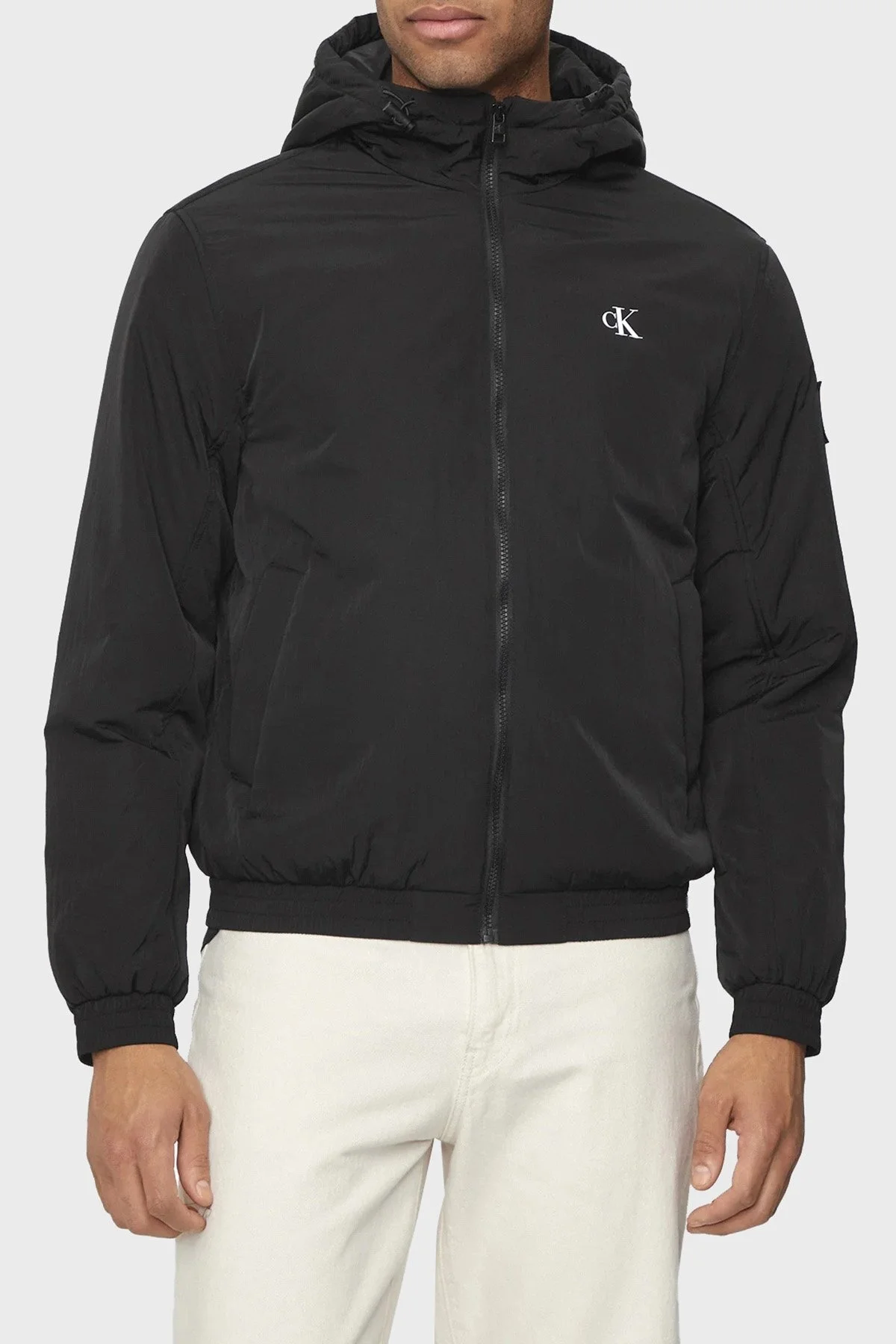 Calvin Klein Logolu Ayarlanabilir Kapüşonlu J30J325596BEH Erkek Mont J30J325596 BEH SİYAH - 1