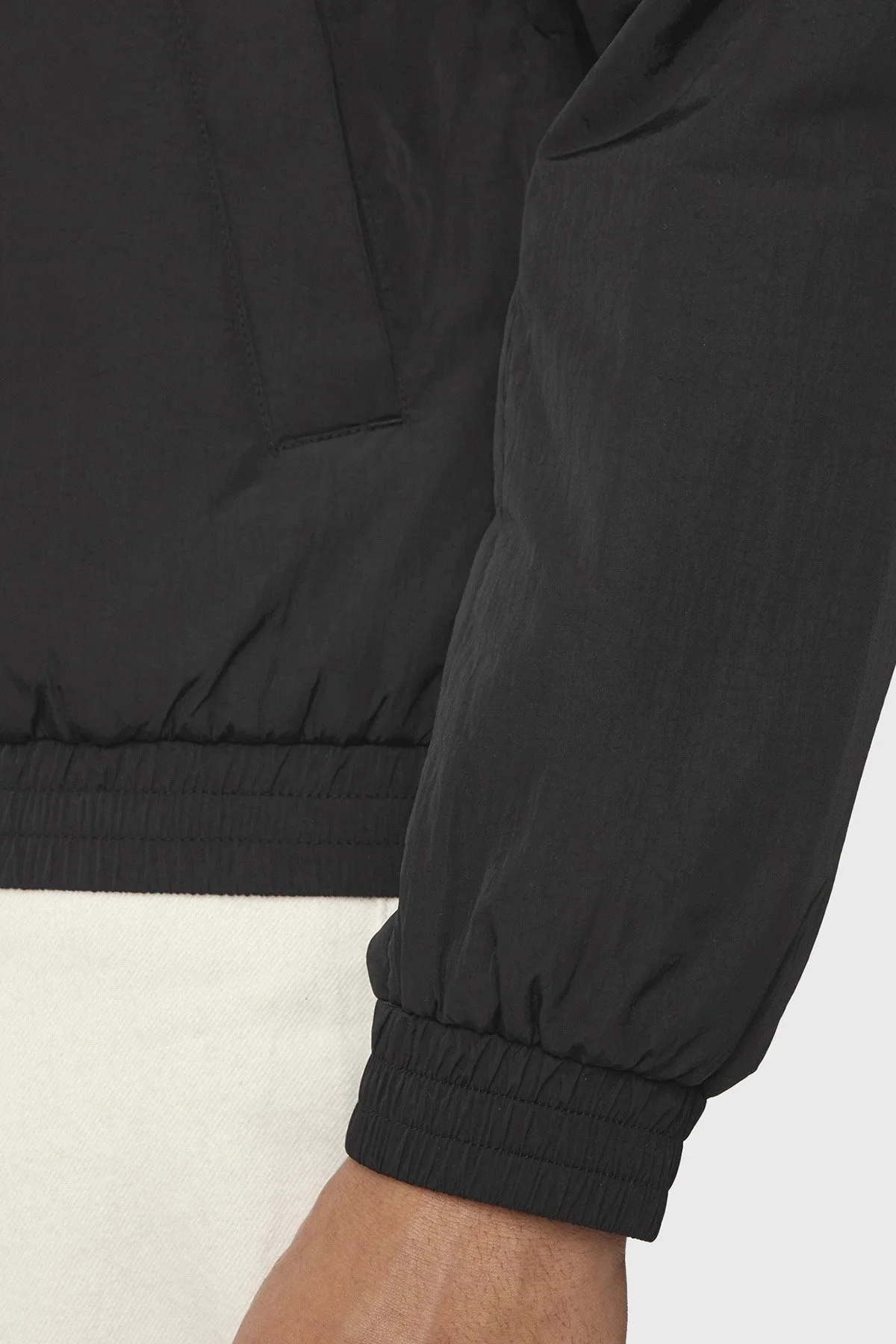 Calvin Klein Logolu Ayarlanabilir Kapüşonlu J30J325596BEH Erkek Mont J30J325596 BEH SİYAH - 6