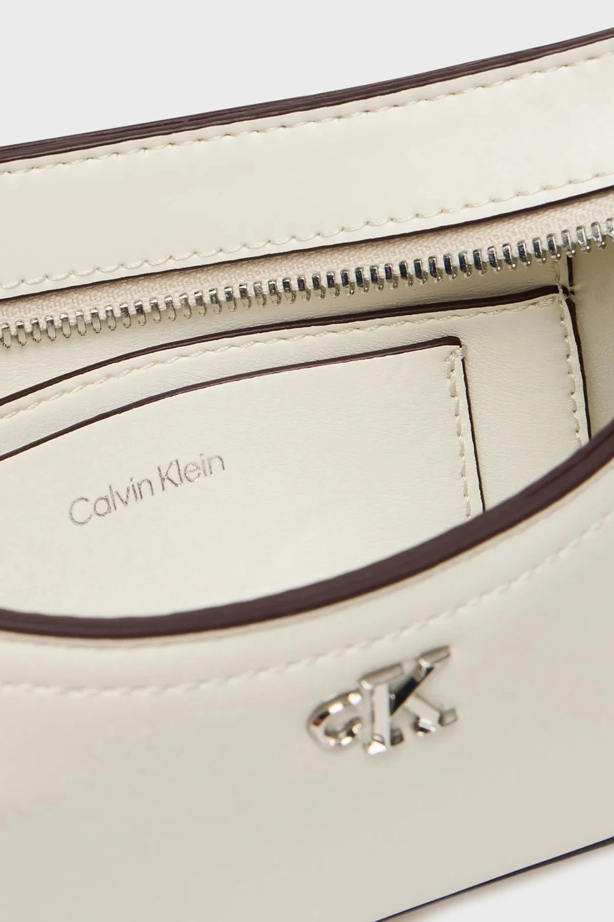 Calvin Klein Logolu Ayarlanabilir Omuz Askılı LV04F3170GFUP Bayan Çanta LV04F3170G FUP BEYAZ - 6