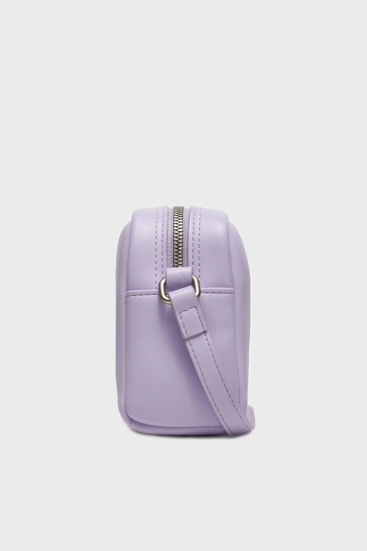 Calvin Klein Logolu Ayarlanabilir Uzatma Askılı K60K612220VFR Bayan Çanta K60K612220 VFR LİLA - 3