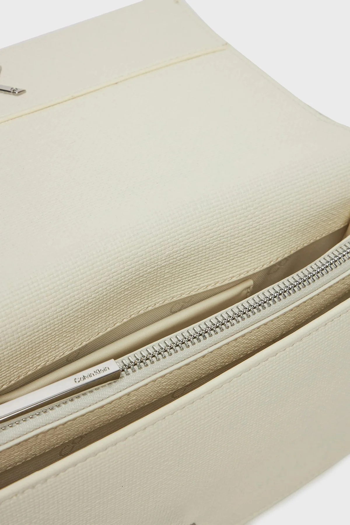 Calvin Klein Logolu Ayarlanabilir Zincir Askılı K60K61318067U Bayan Çanta K60K613180 67U EKRU - 10