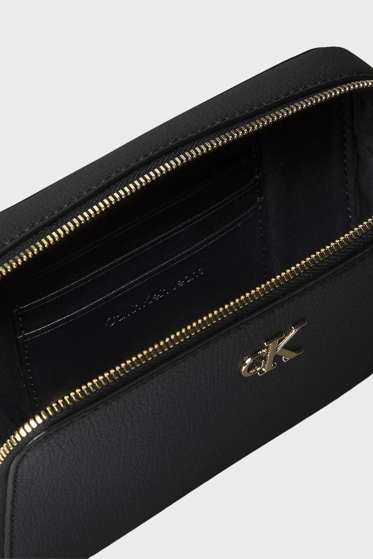 Calvin Klein Logolu Ayarlanabilir Zincir Askılı LV04K1086GUB1 Bayan Çanta LV04K1086G UB1 SİYAH - 3