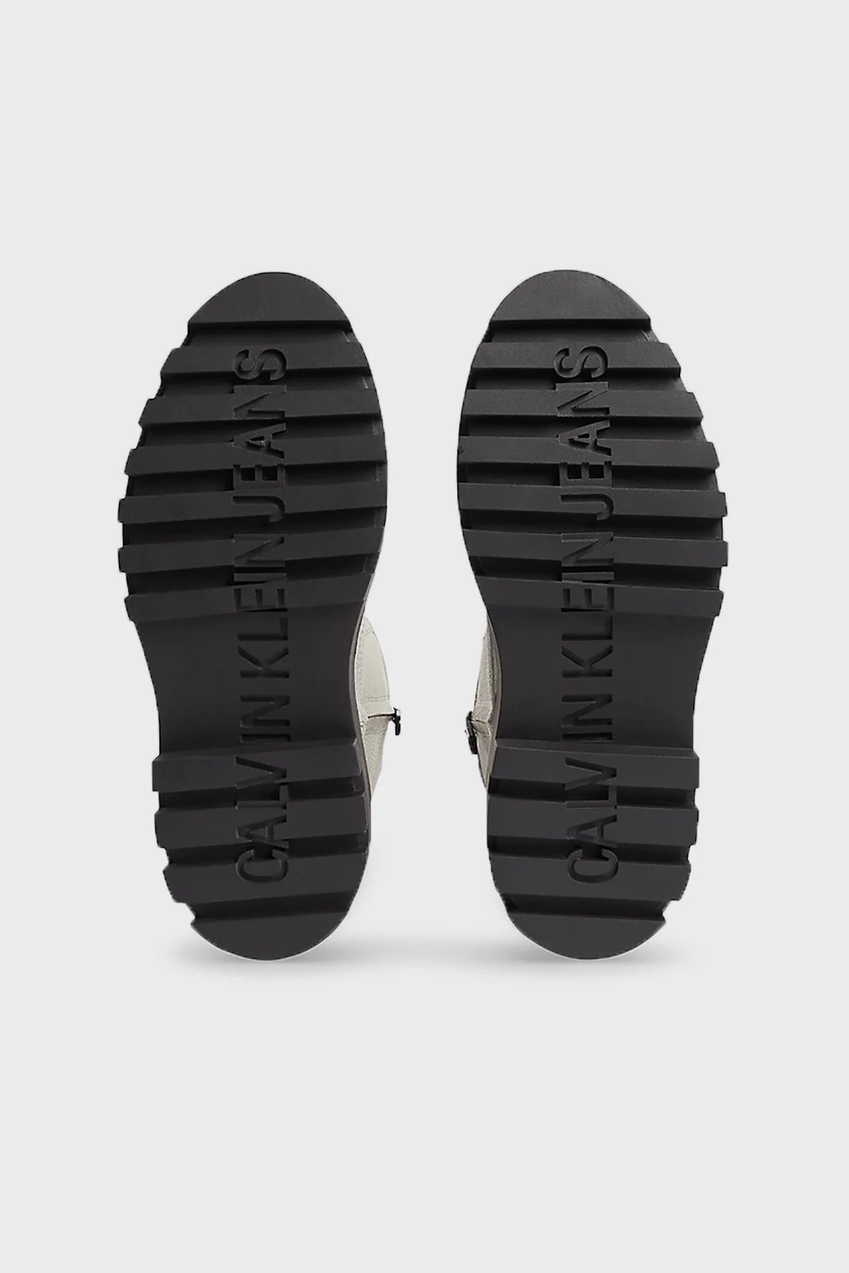 Calvin Klein Logolu Bağcıklı Deri Bayan Bot YW0YW00843 ACF BEJ - 5