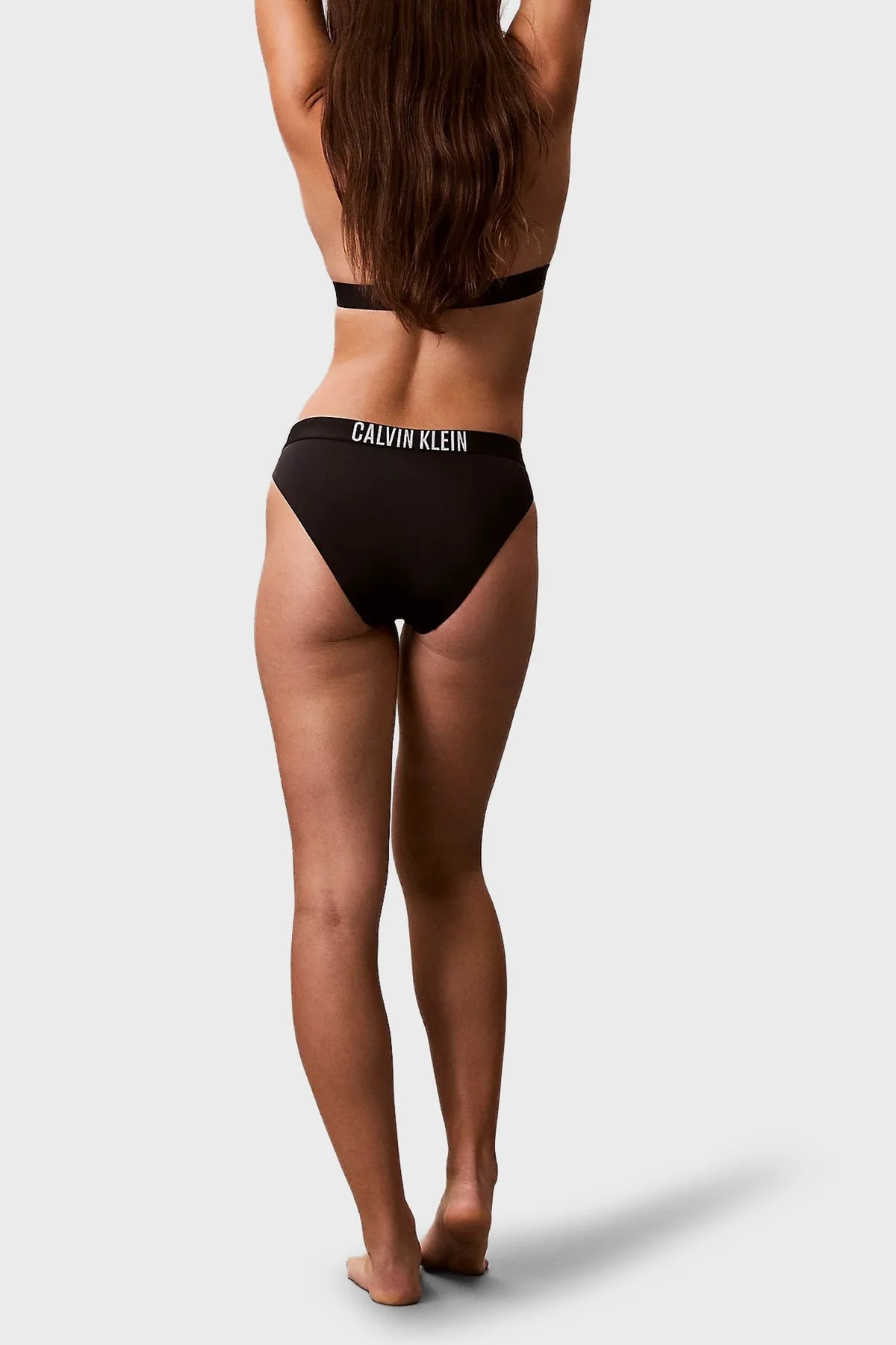 Calvin Klein Logolu Bağlamalı Üçgen LV00Q61222UB1 Kadın Bikini Üstü LV00Q61222 UB1 SİYAH - 5