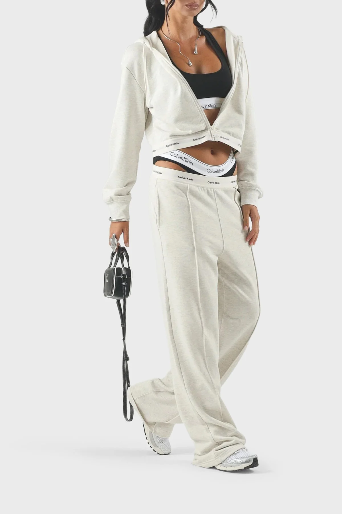 Calvin Klein Logolu Bel Detaylı Geniş Paça LV047G253GP4P Kadın Pantolon LV047G253G P4P BEJ - 2