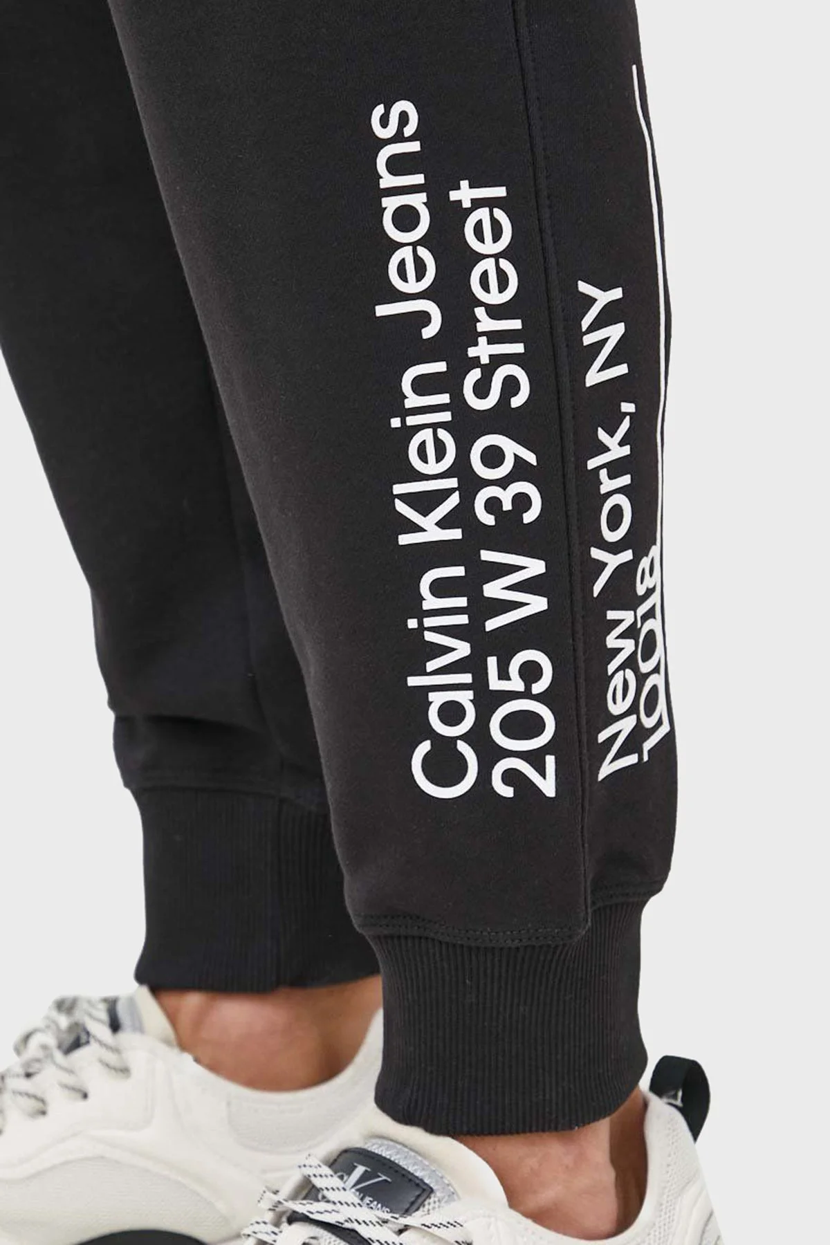 Calvin Klein Logolu Belden Bağlamalı % 100 Pamuk Jogger Erkek Pantolon J30J322639 BEH SİYAH - 2