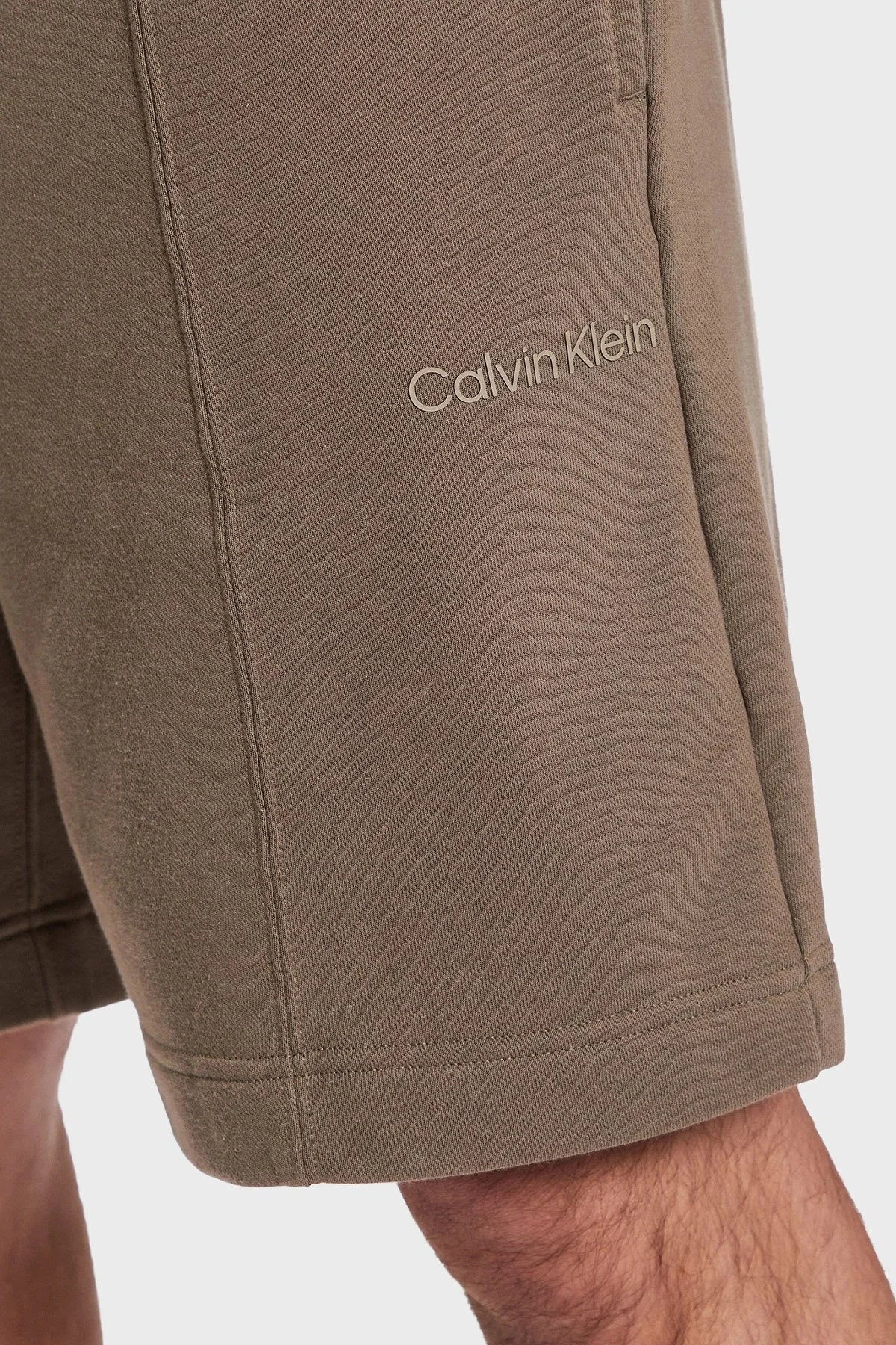 Calvin Klein Logolu Belden Bağlamalı Cepli Relaxed Fit 00GMS3S8058HU Erkek Short 00GMS3S805 8HU Olive - 5