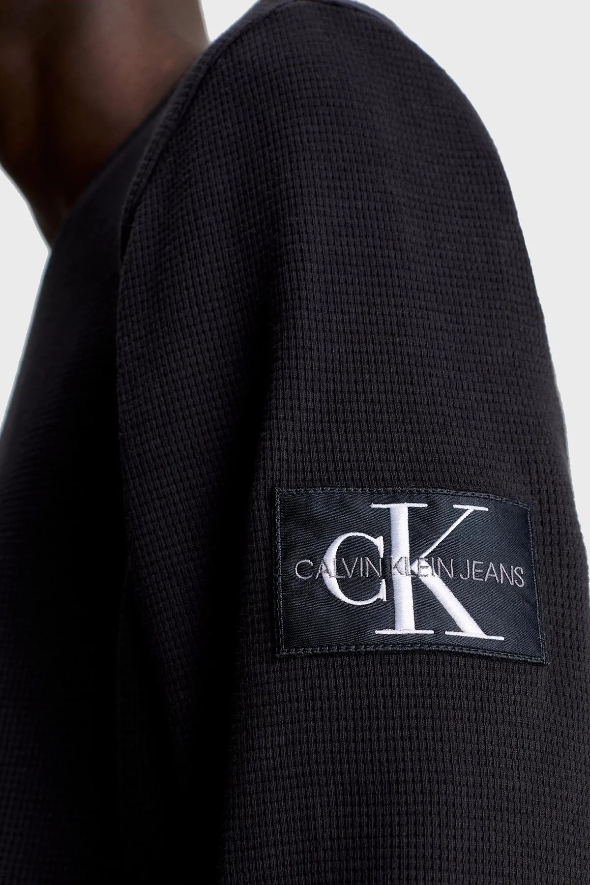 Calvin Klein Logolu Bisiklet Yaka % 100 Pamuk Regular Fit Erkek Sweat J30J316610 BEH SİYAH - 3