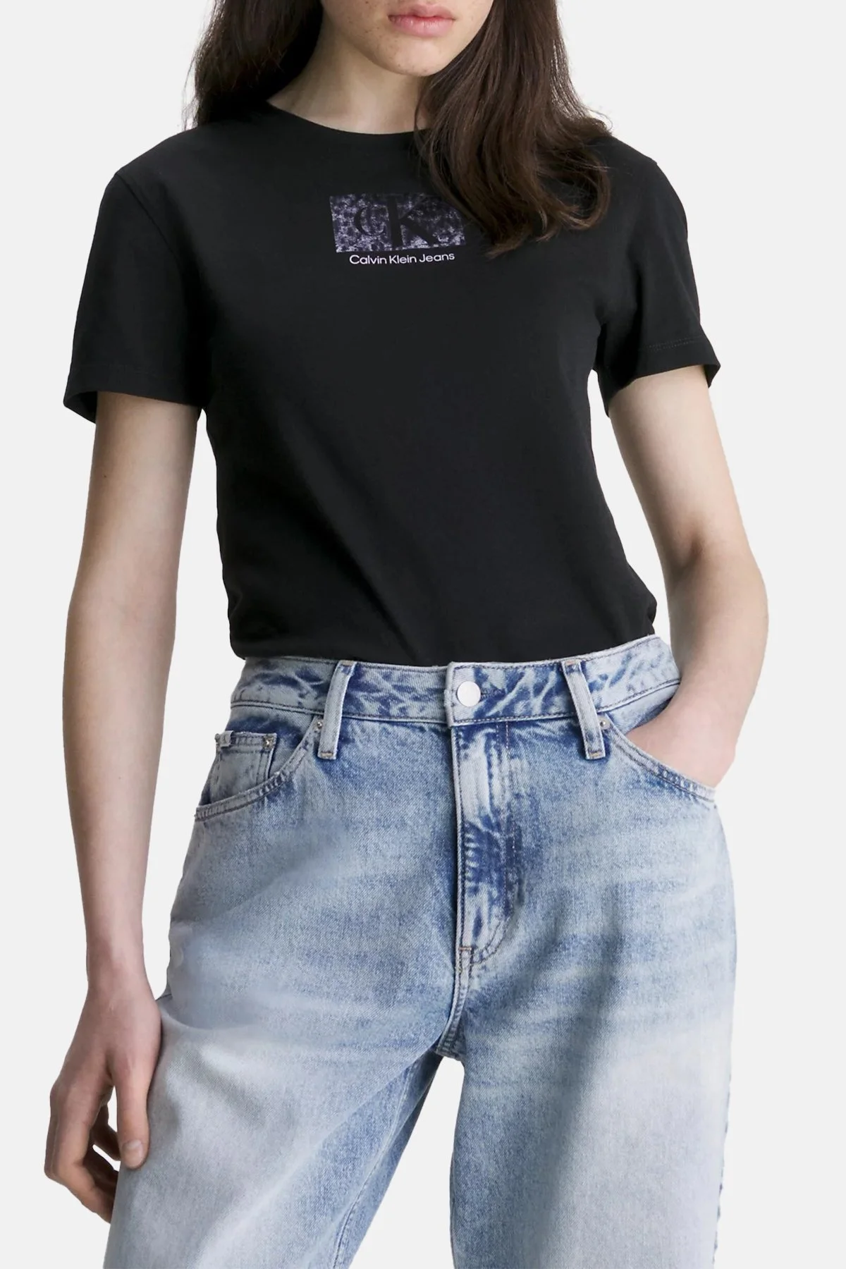 Calvin Klein Logolu Bisiklet Yaka % 100 Pamuk Regular Fit J20J221631BEH Bayan T Shirt J20J221631 BEH SİYAH - 1