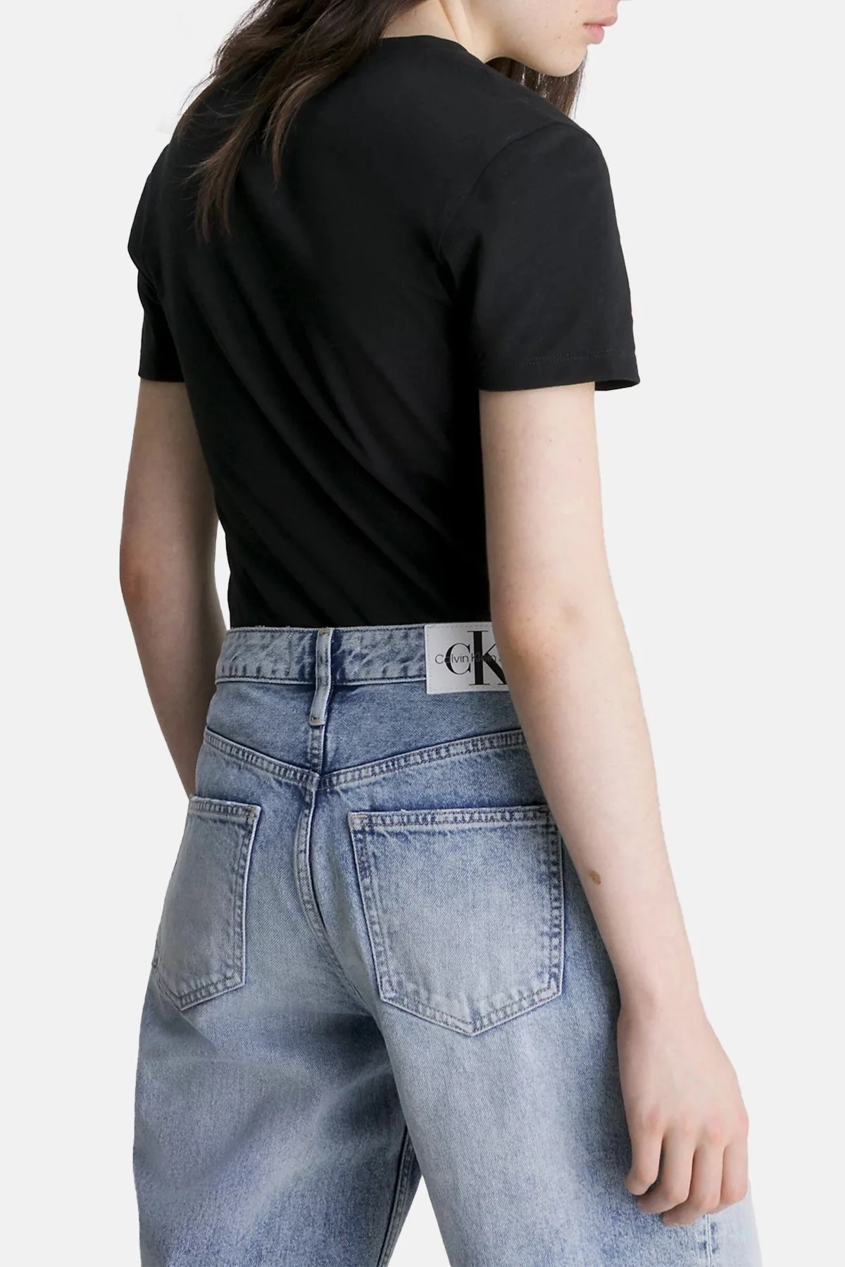 Calvin Klein Logolu Bisiklet Yaka % 100 Pamuk Regular Fit J20J221631BEH Bayan T Shirt J20J221631 BEH SİYAH - 2