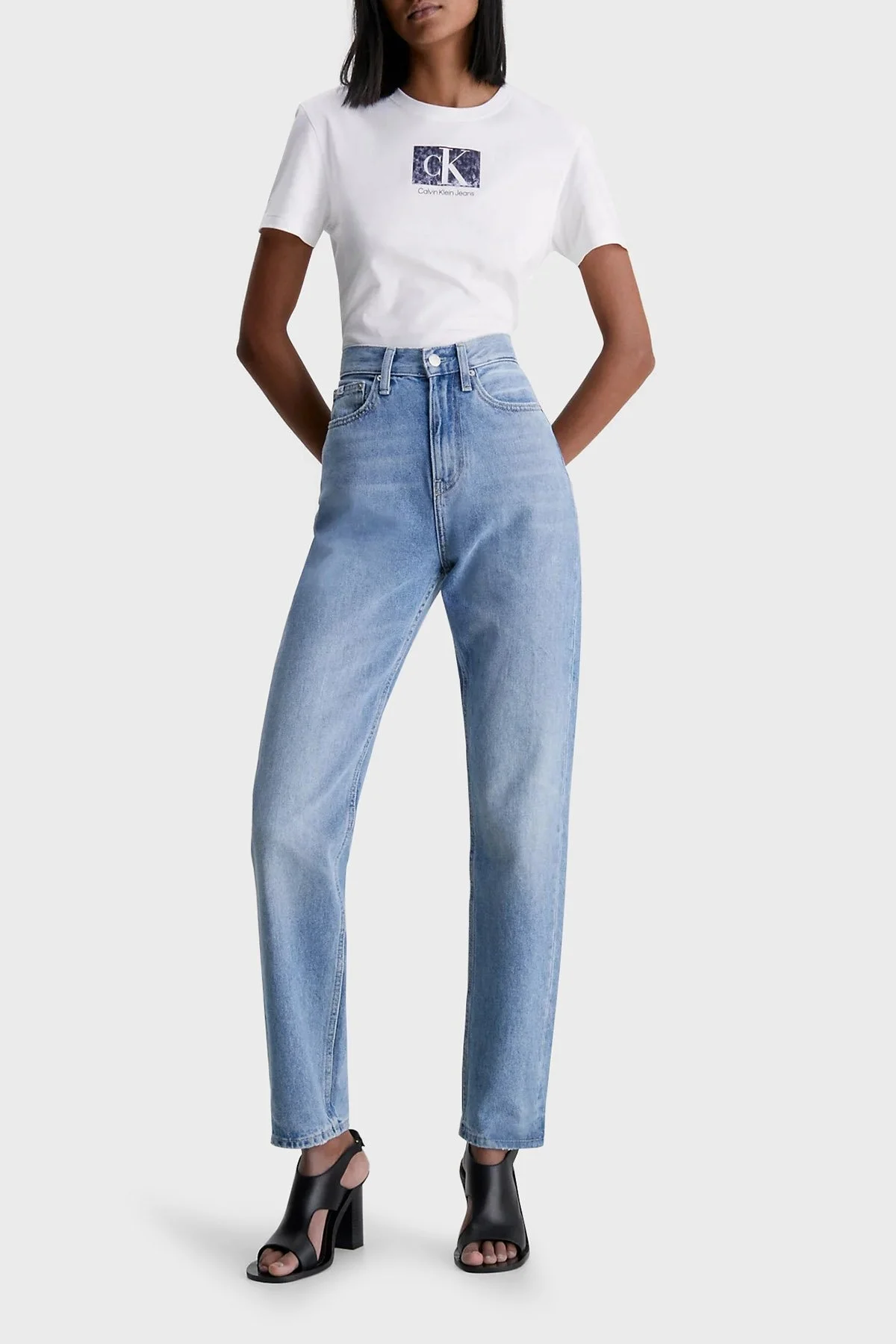 Calvin Klein Logolu Bisiklet Yaka % 100 Pamuk Regular Fit J20J221631YAF Bayan T Shirt J20J221631 YAF BEYAZ - 4